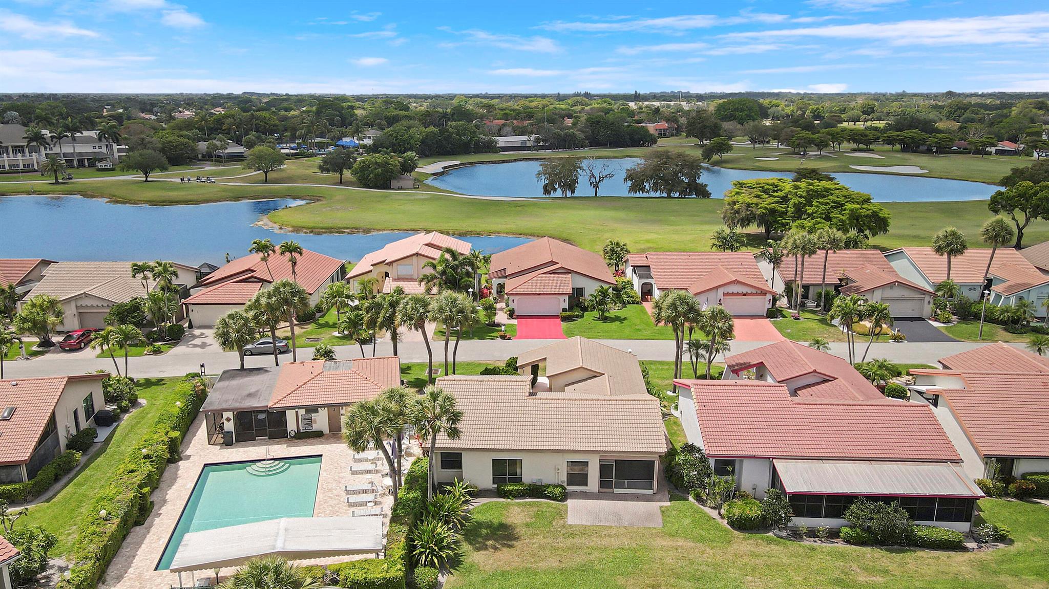 5695 Lakeview Mews Drive