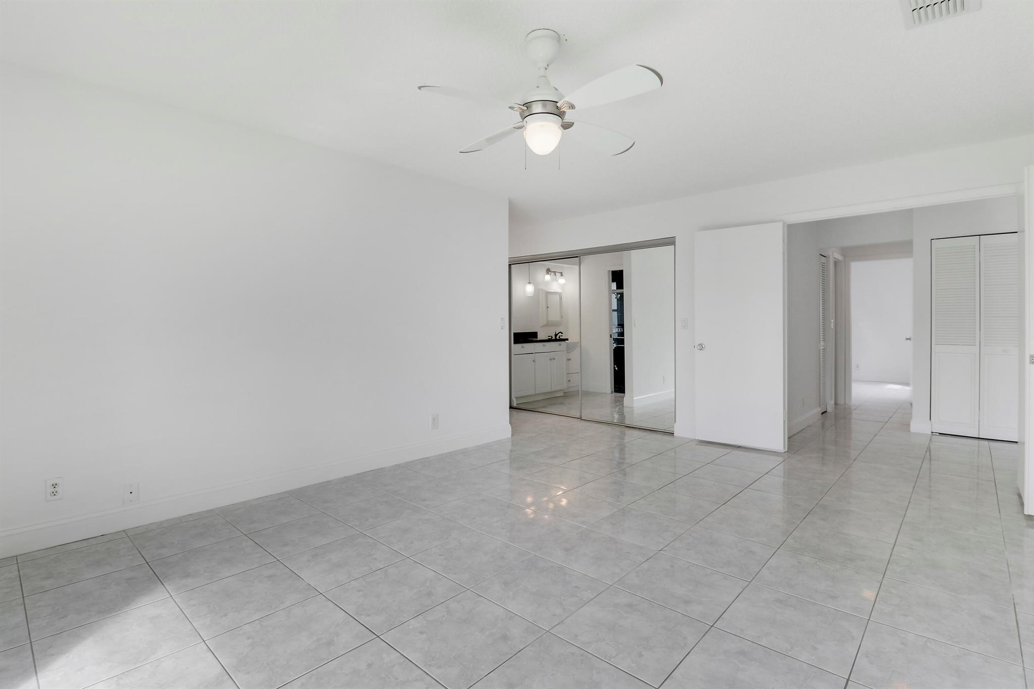 5695 Lakeview Mews Drive