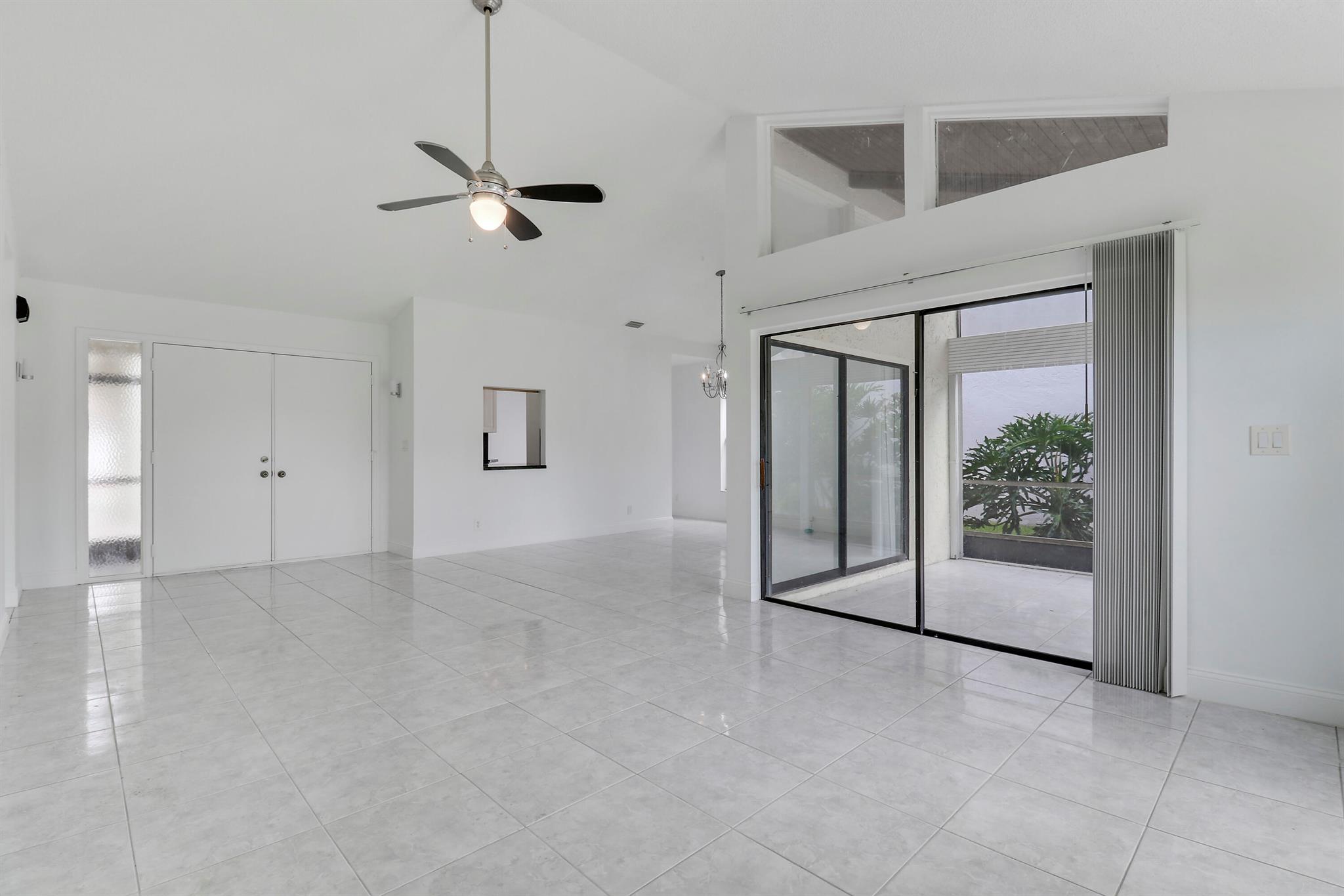 5695 Lakeview Mews Drive