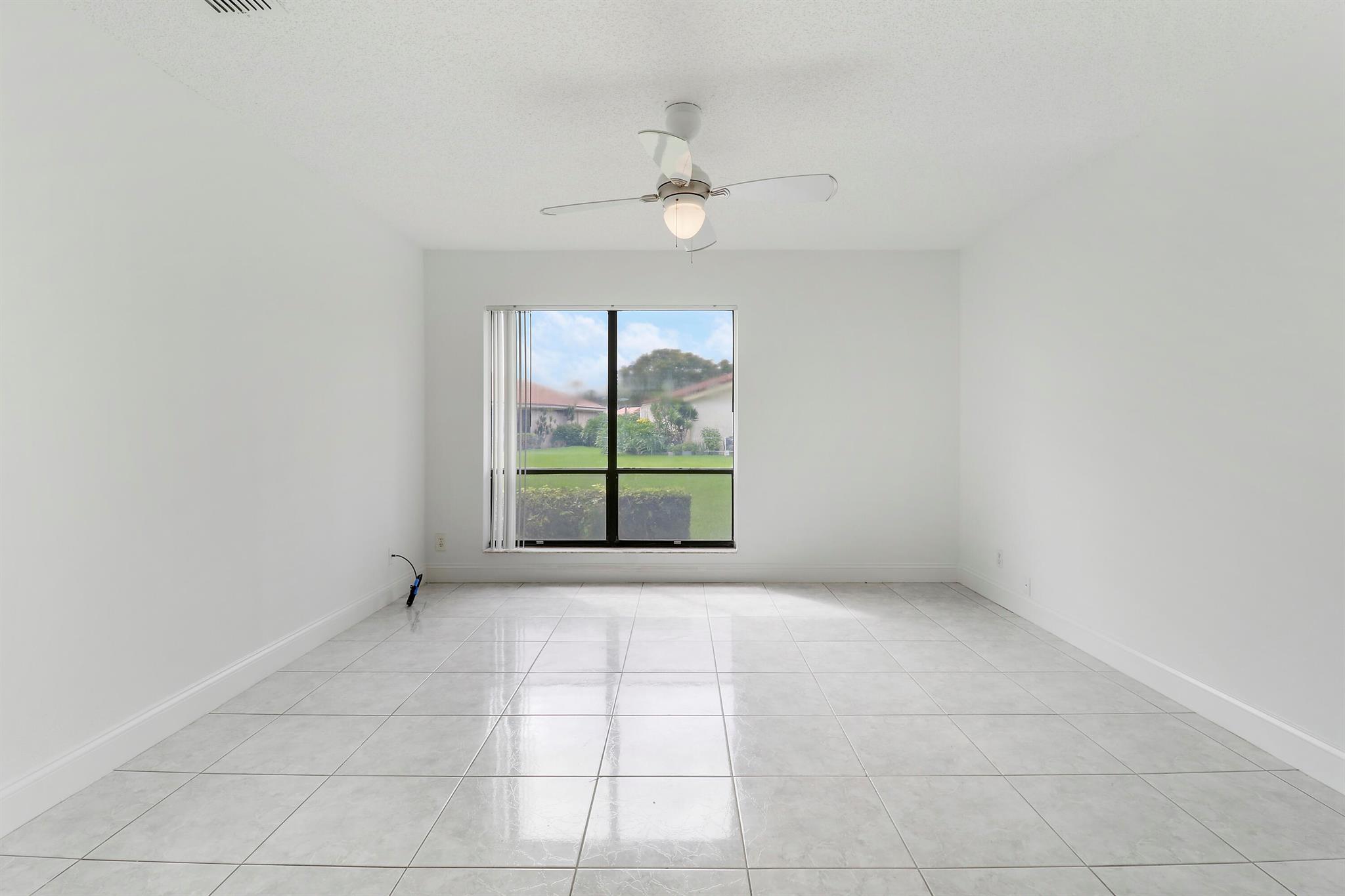5695 Lakeview Mews Drive