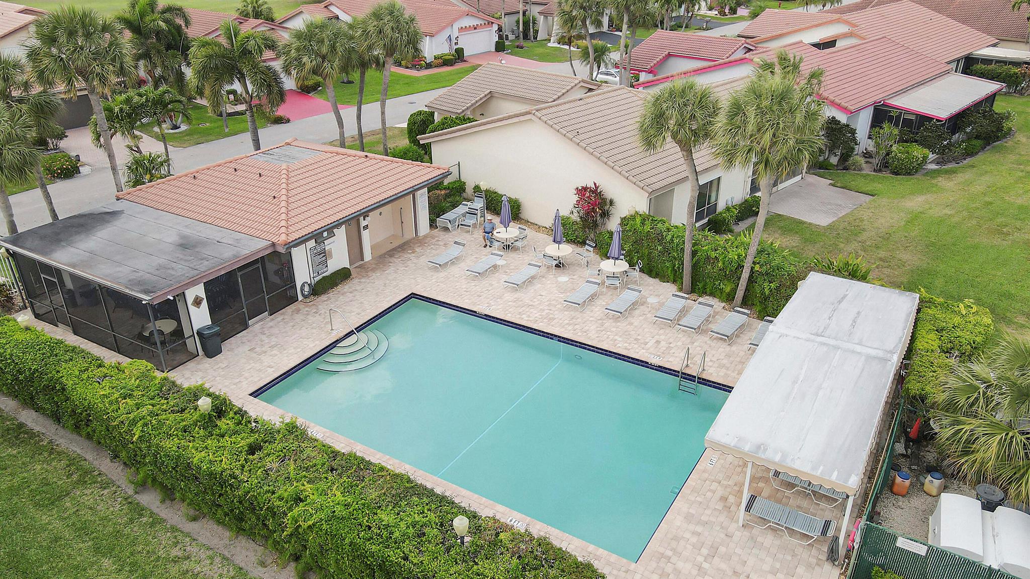 5695 Lakeview Mews Drive