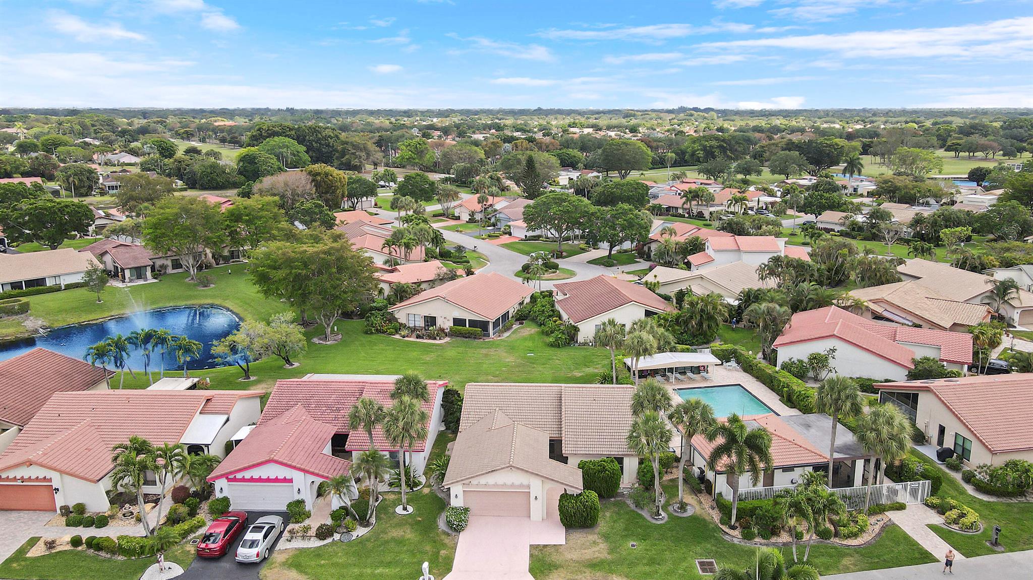 5695 Lakeview Mews Drive