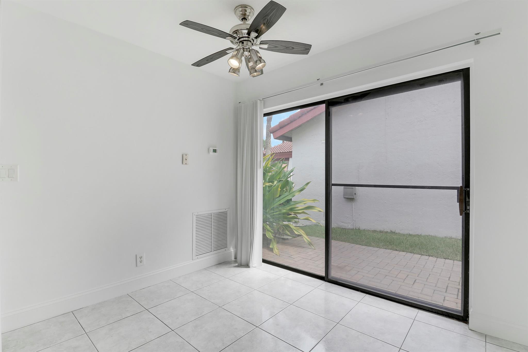 5695 Lakeview Mews Drive