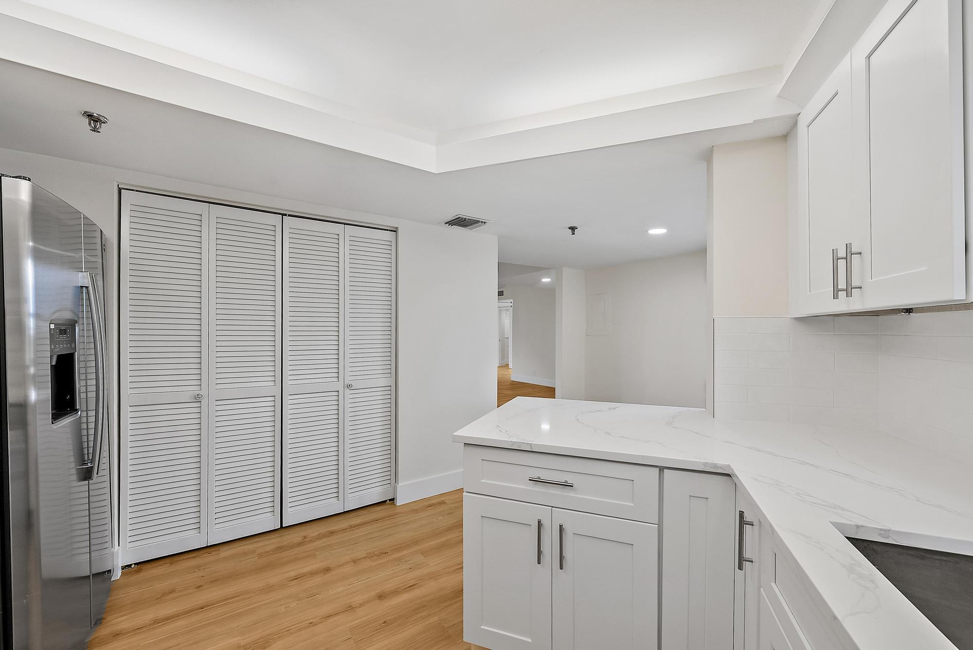 19800 Sandpointe Bay Drive 406