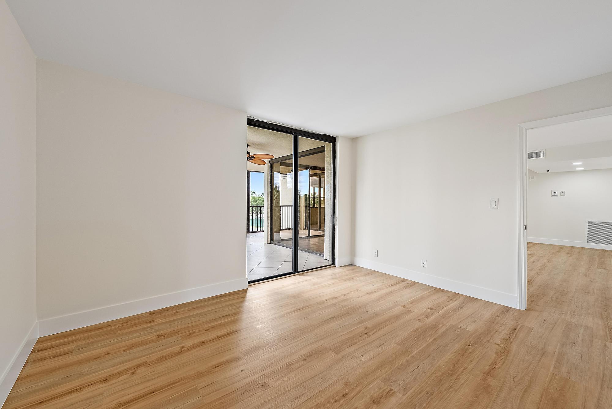 19800 Sandpointe Bay Drive 406