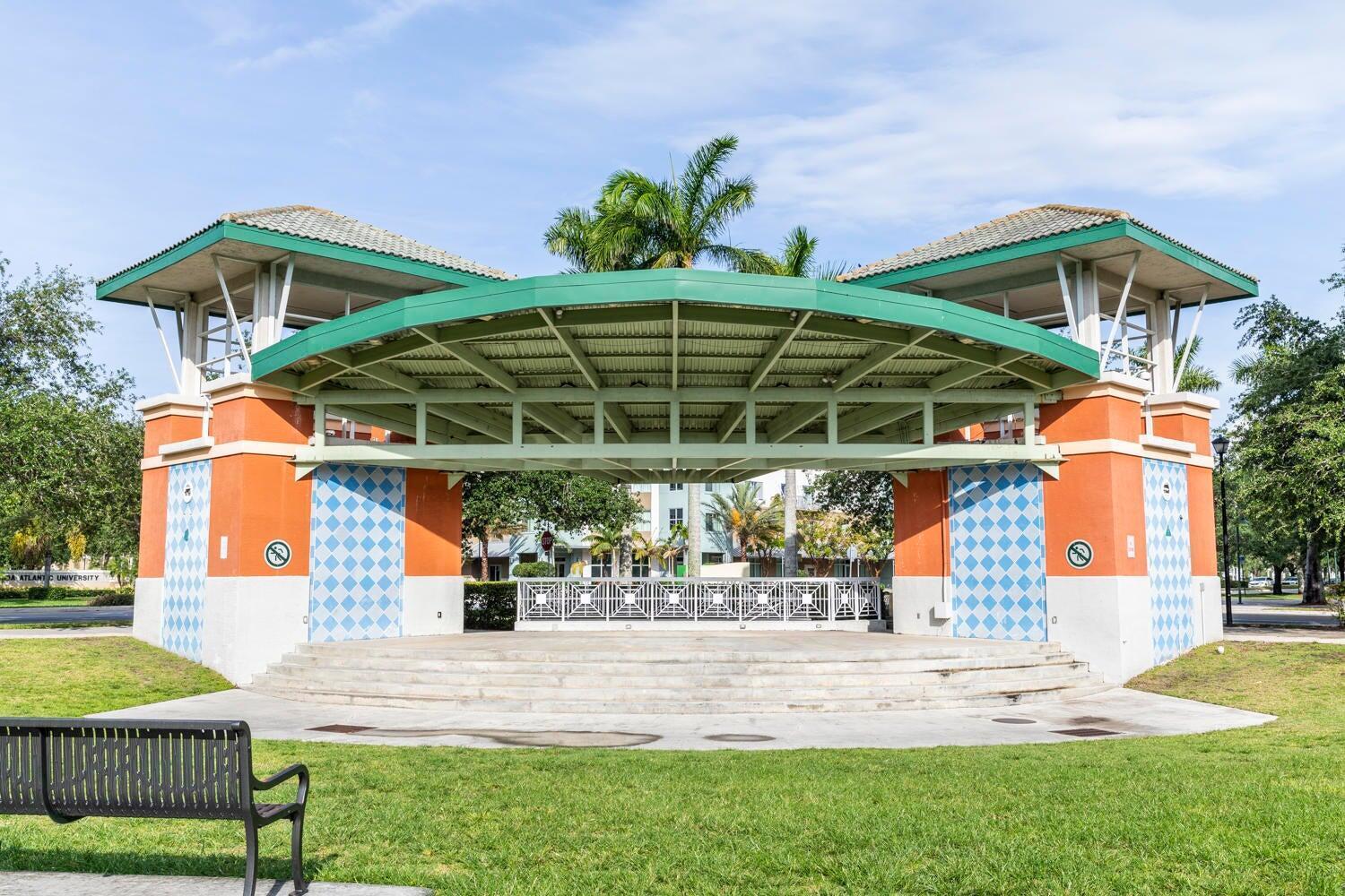 1209 Main Street 306