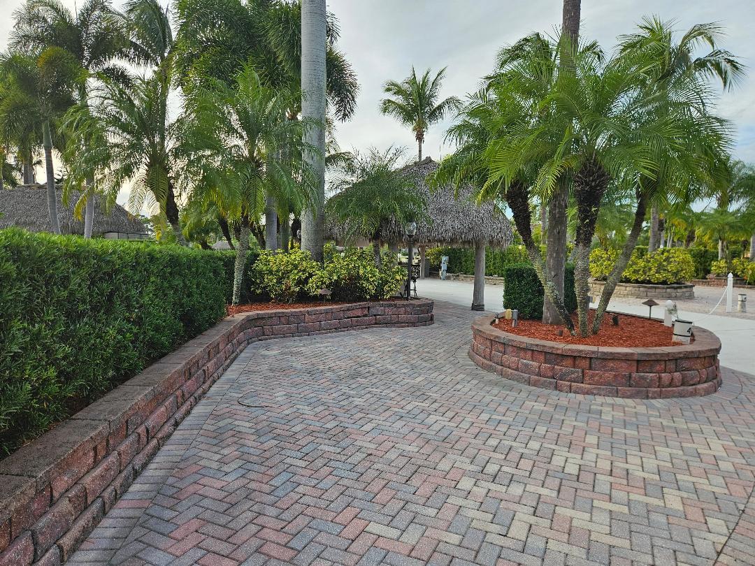 493 NW Boundary Drive