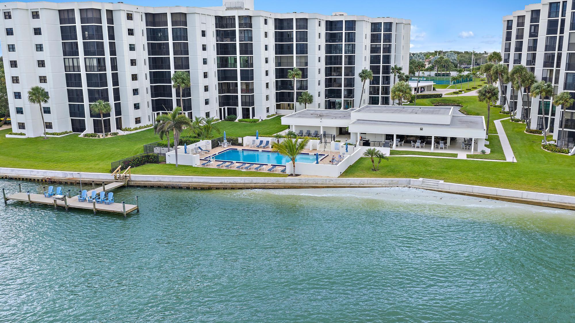 19800 Sandpointe Bay Drive 106
