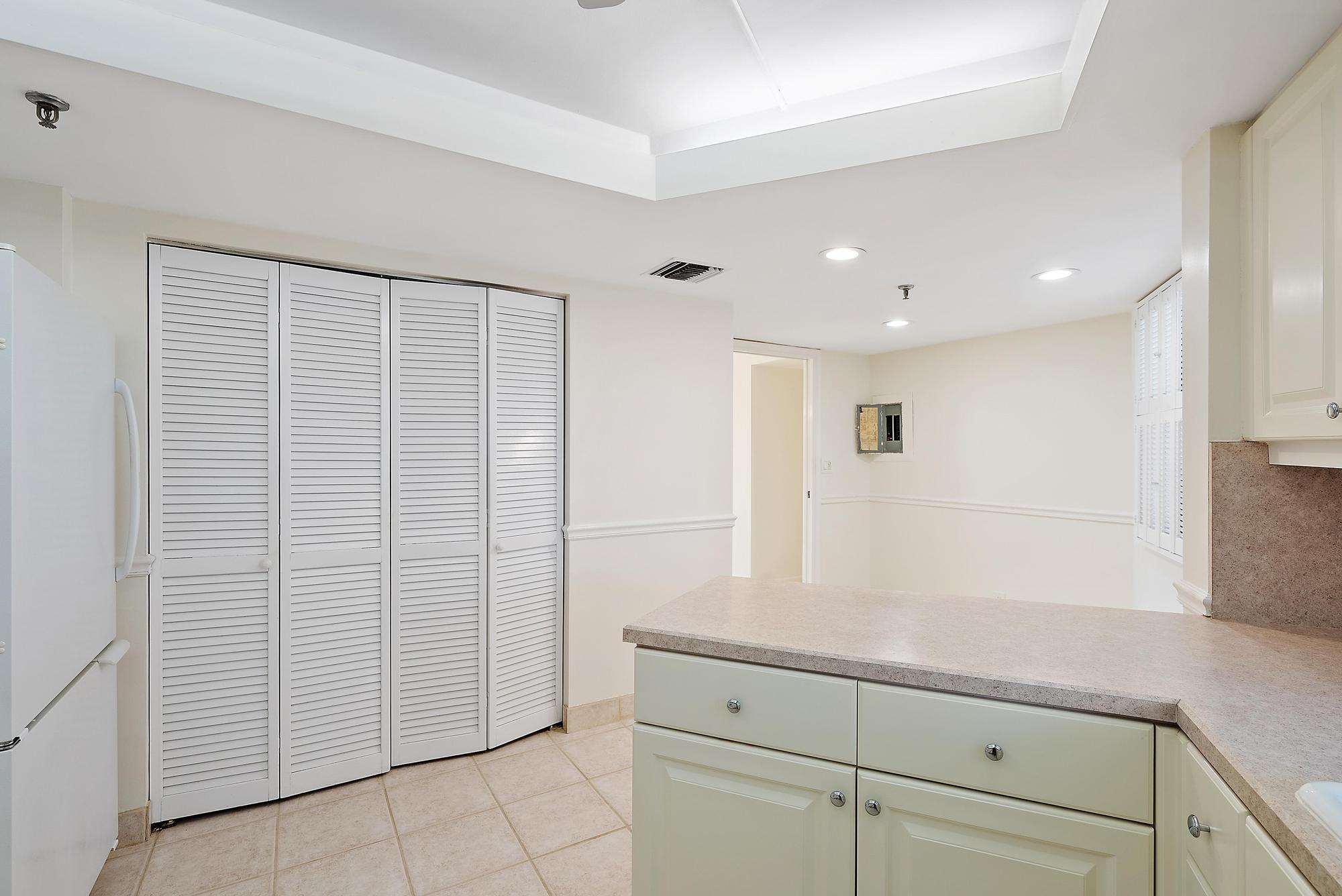 19800 Sandpointe Bay Drive 106