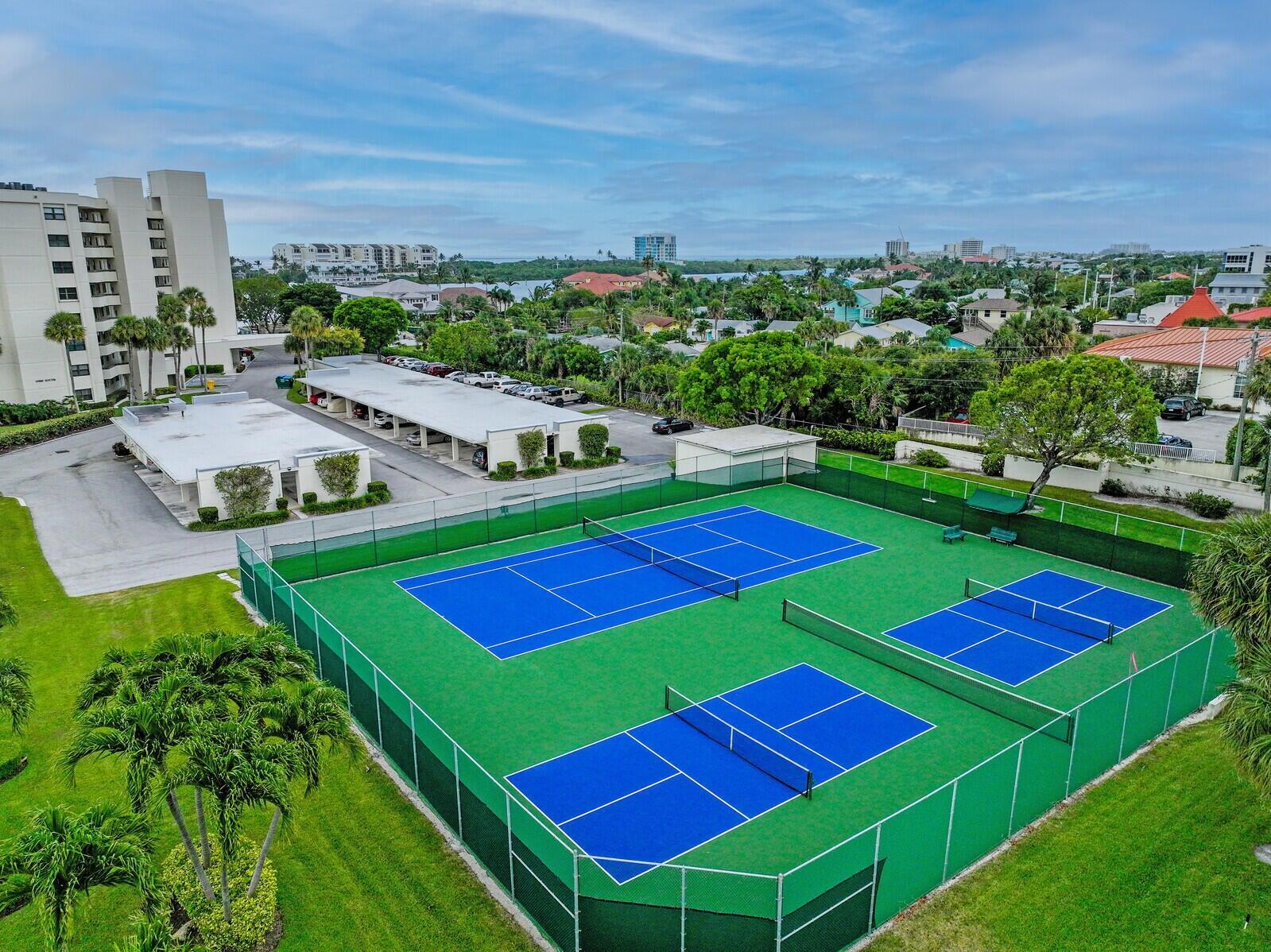 19800 Sandpointe Bay Drive 106