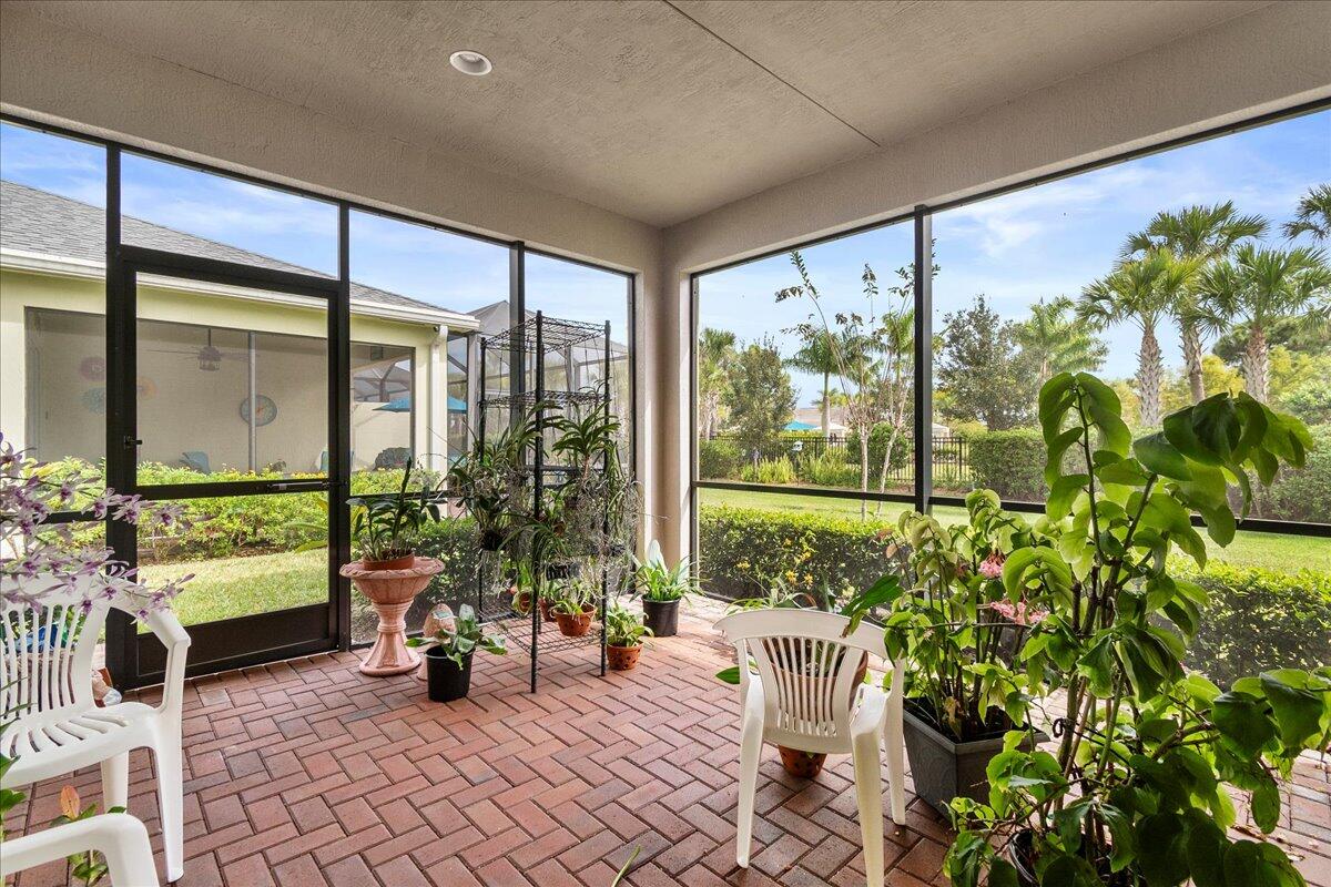 12842 SW Lake Fern Circle