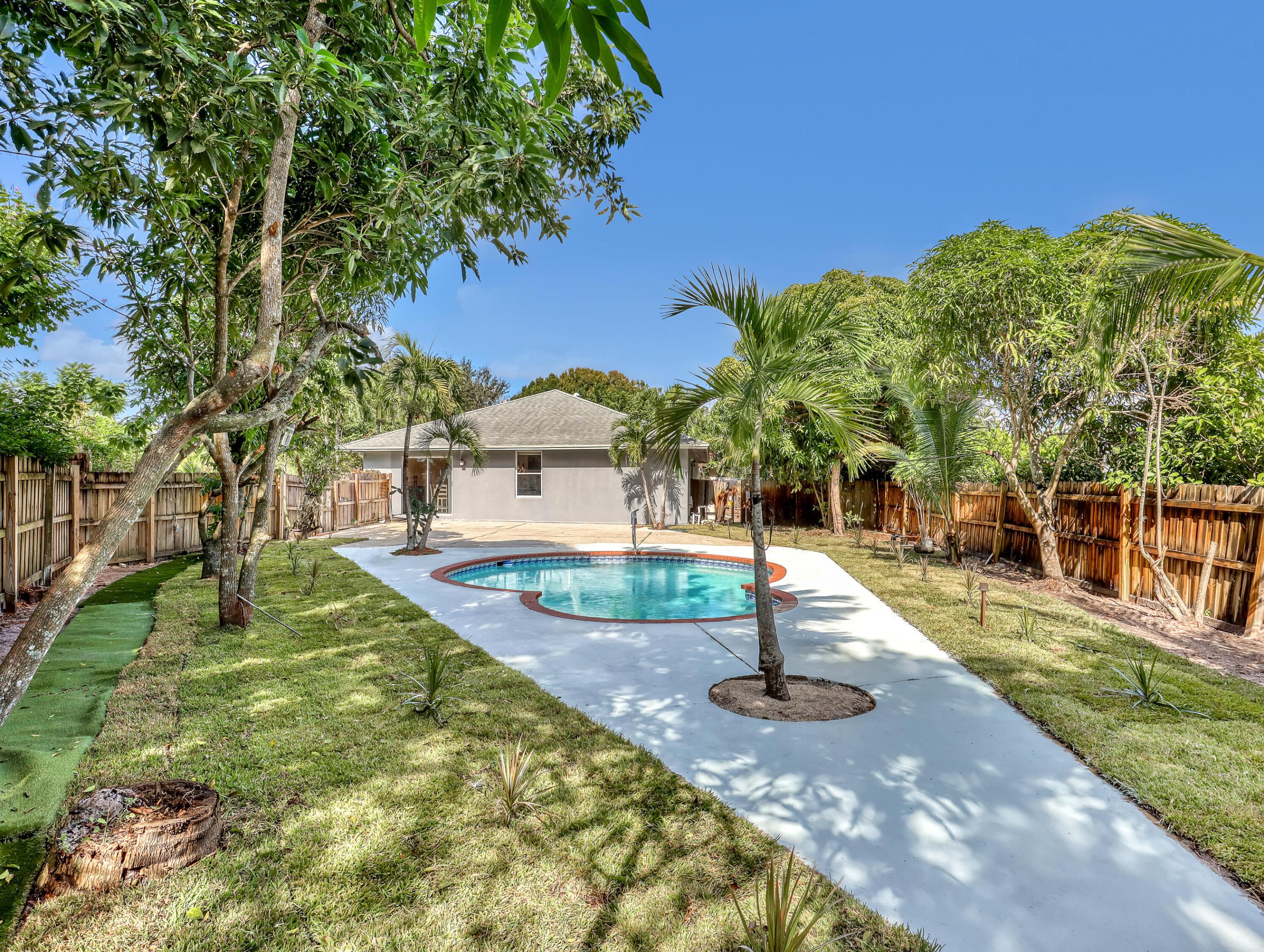 1950 Wisteria Street