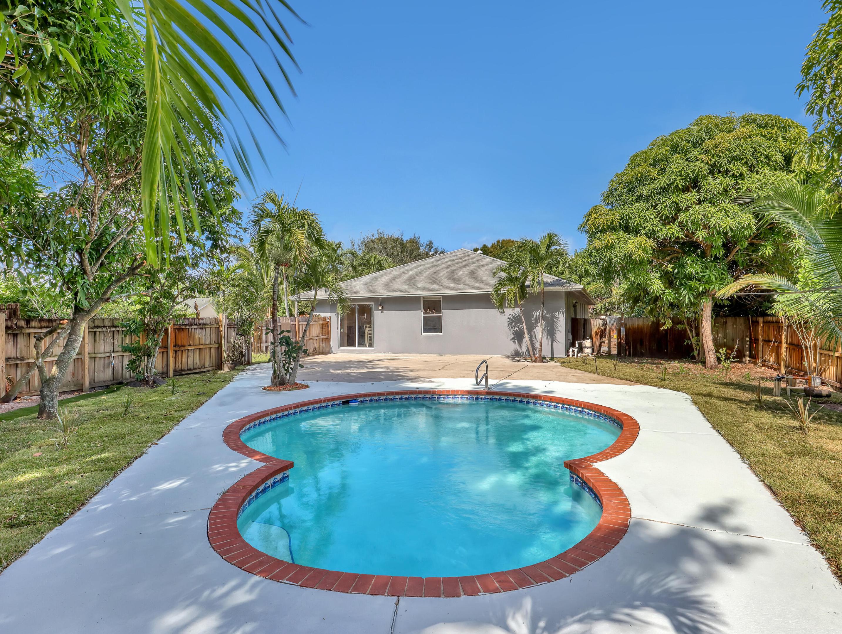 1950 Wisteria Street
