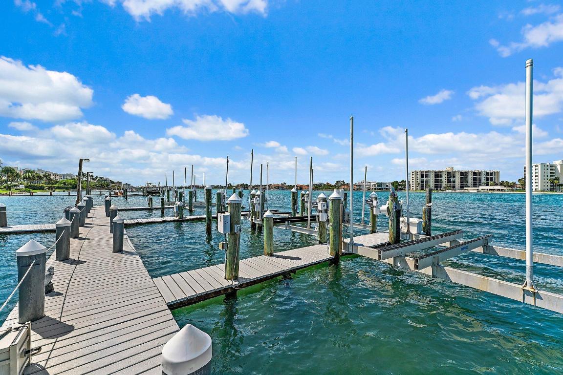 19900 Beach Road 601