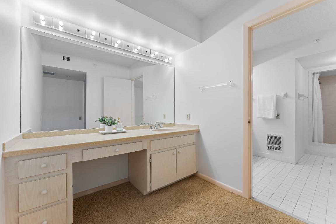 19900 Beach Road 601