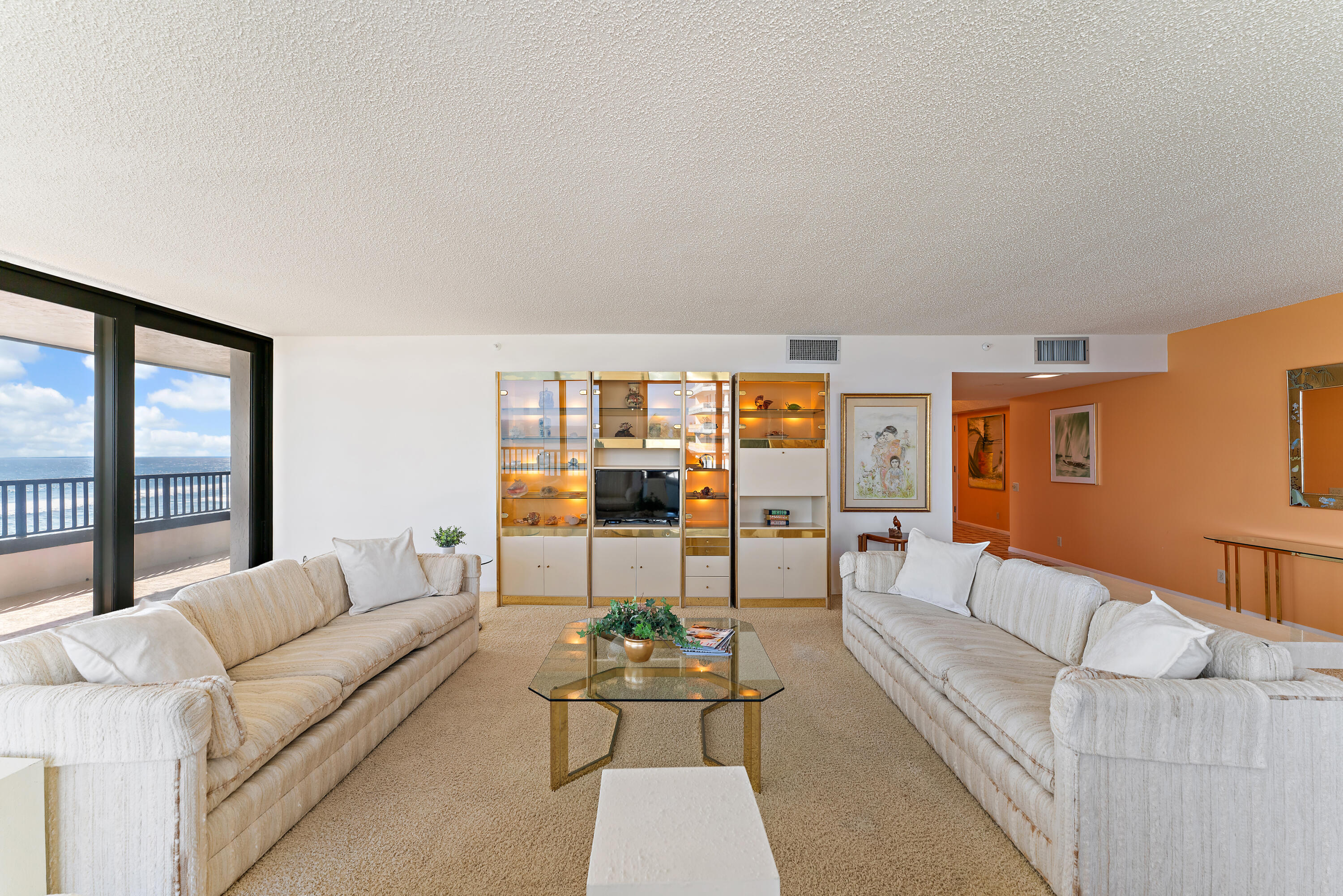 19900 Beach Road 601