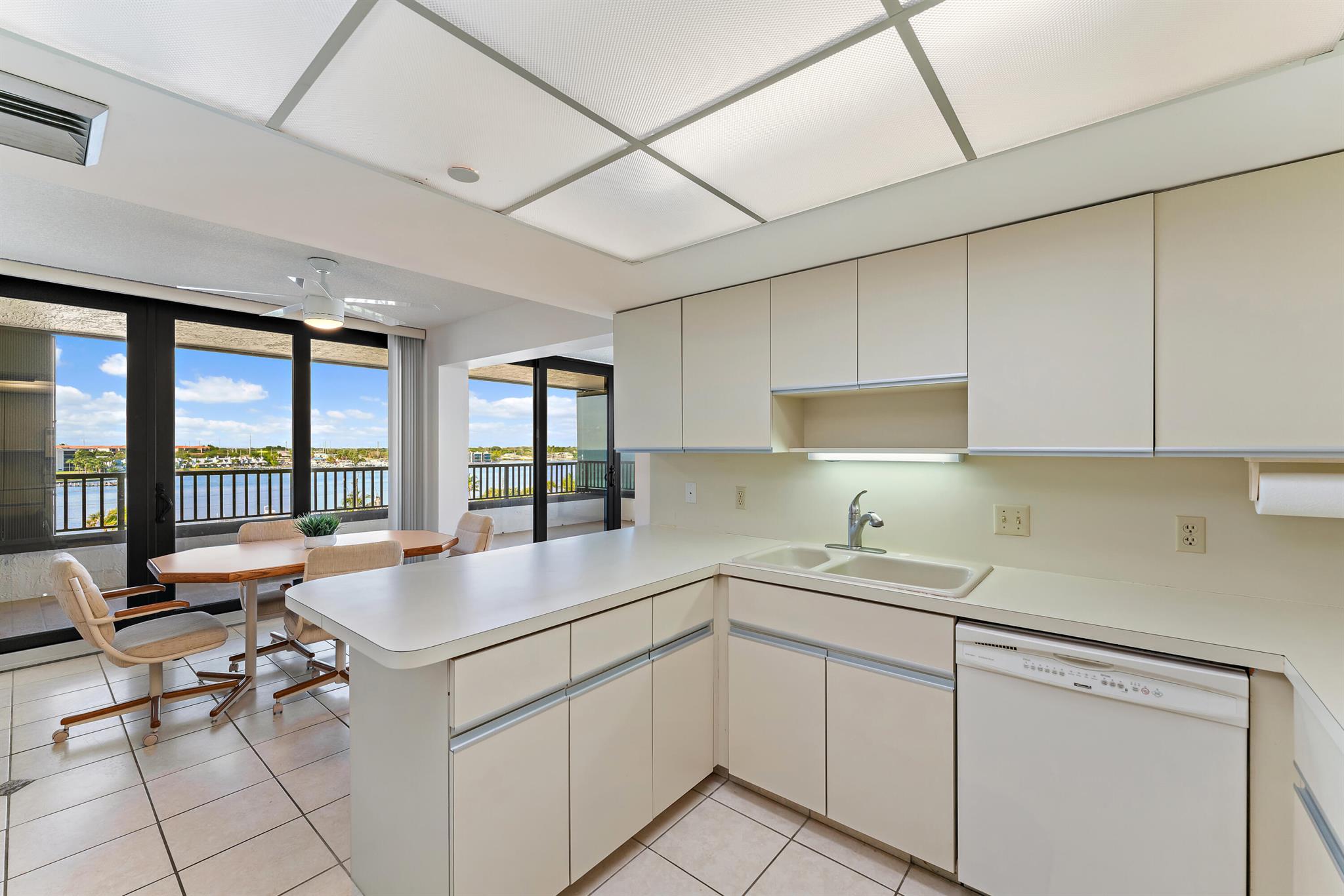 19900 Beach Road 601