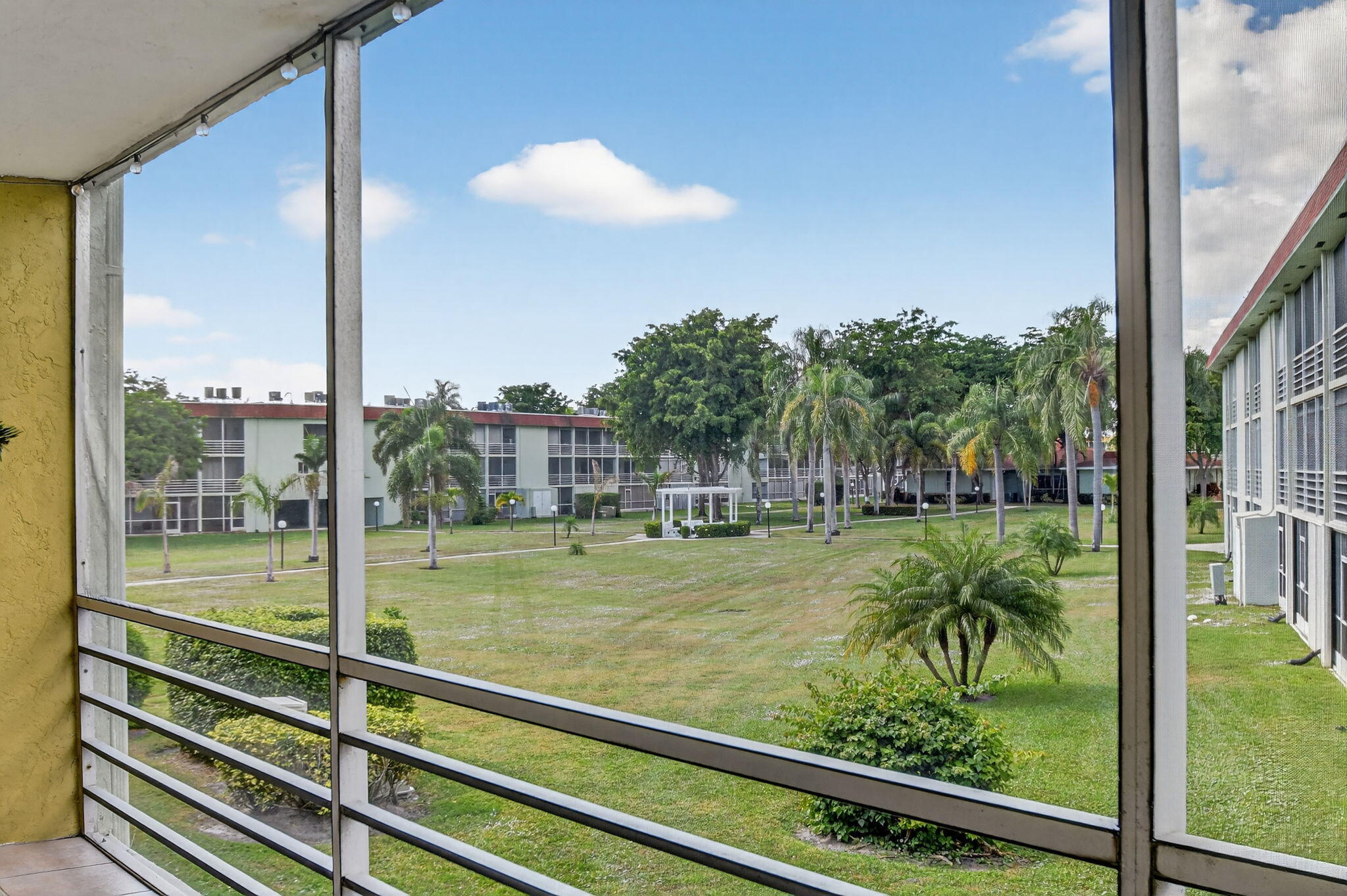 3200 Springdale Boulevard 217