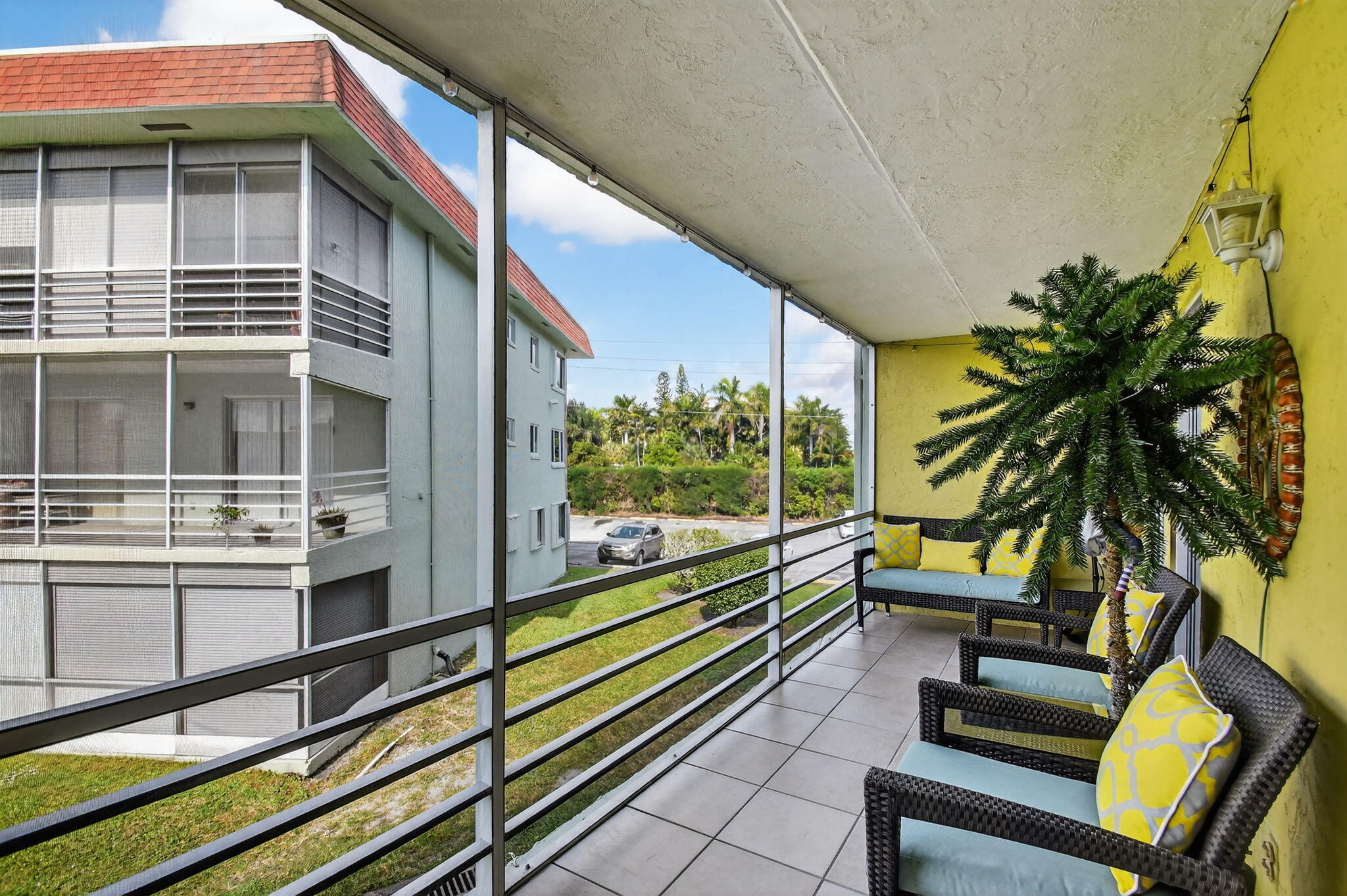 3200 Springdale Boulevard 217