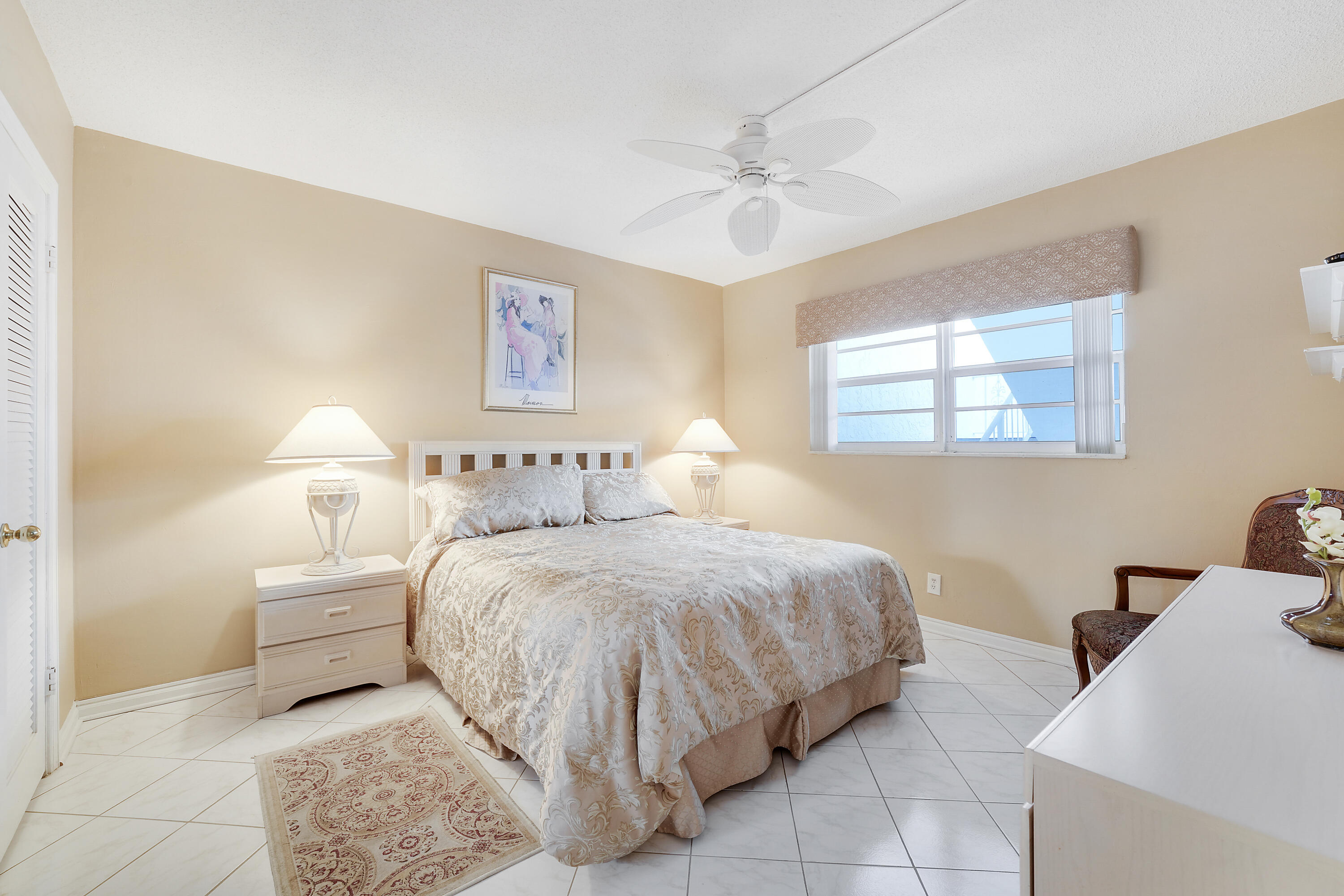 20 Yacht Club Drive 312