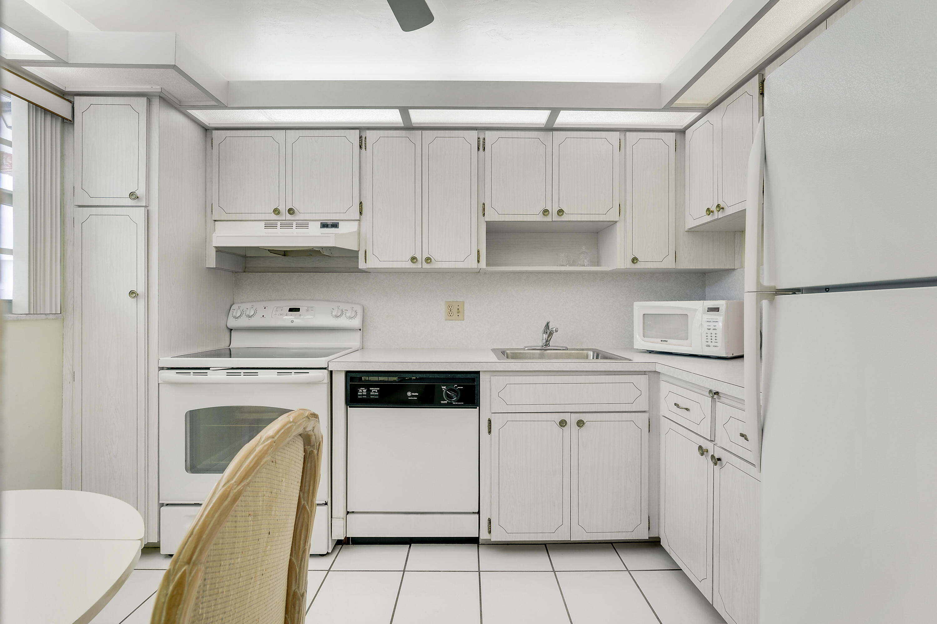 20 Yacht Club Drive 312
