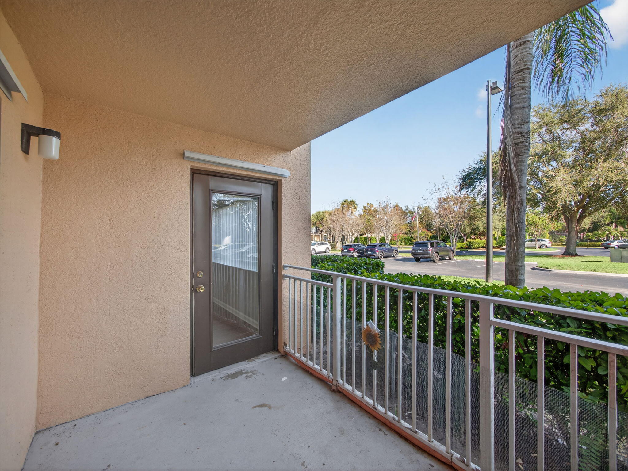 121 SW Palm Drive 107