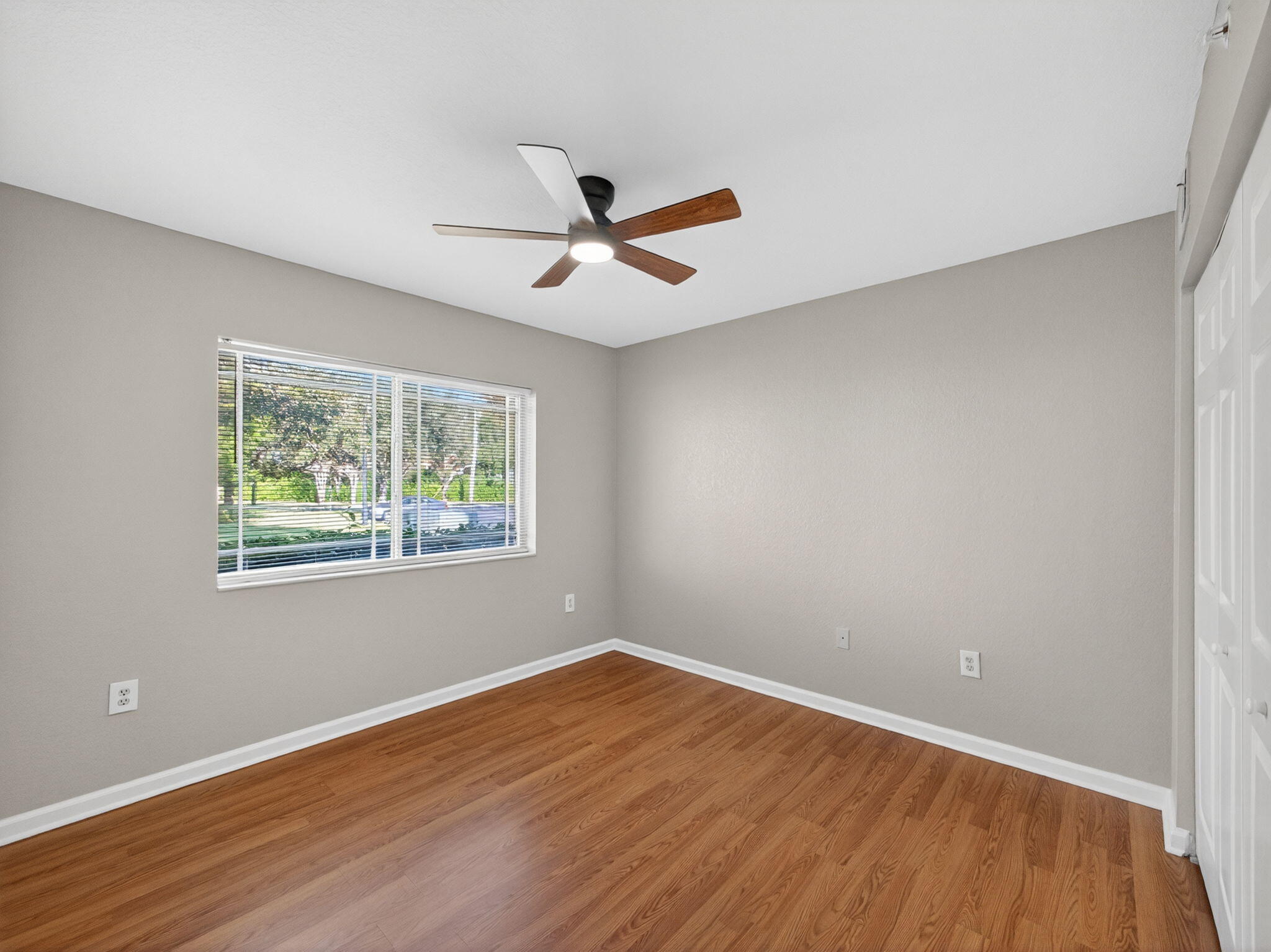 121 SW Palm Drive 107