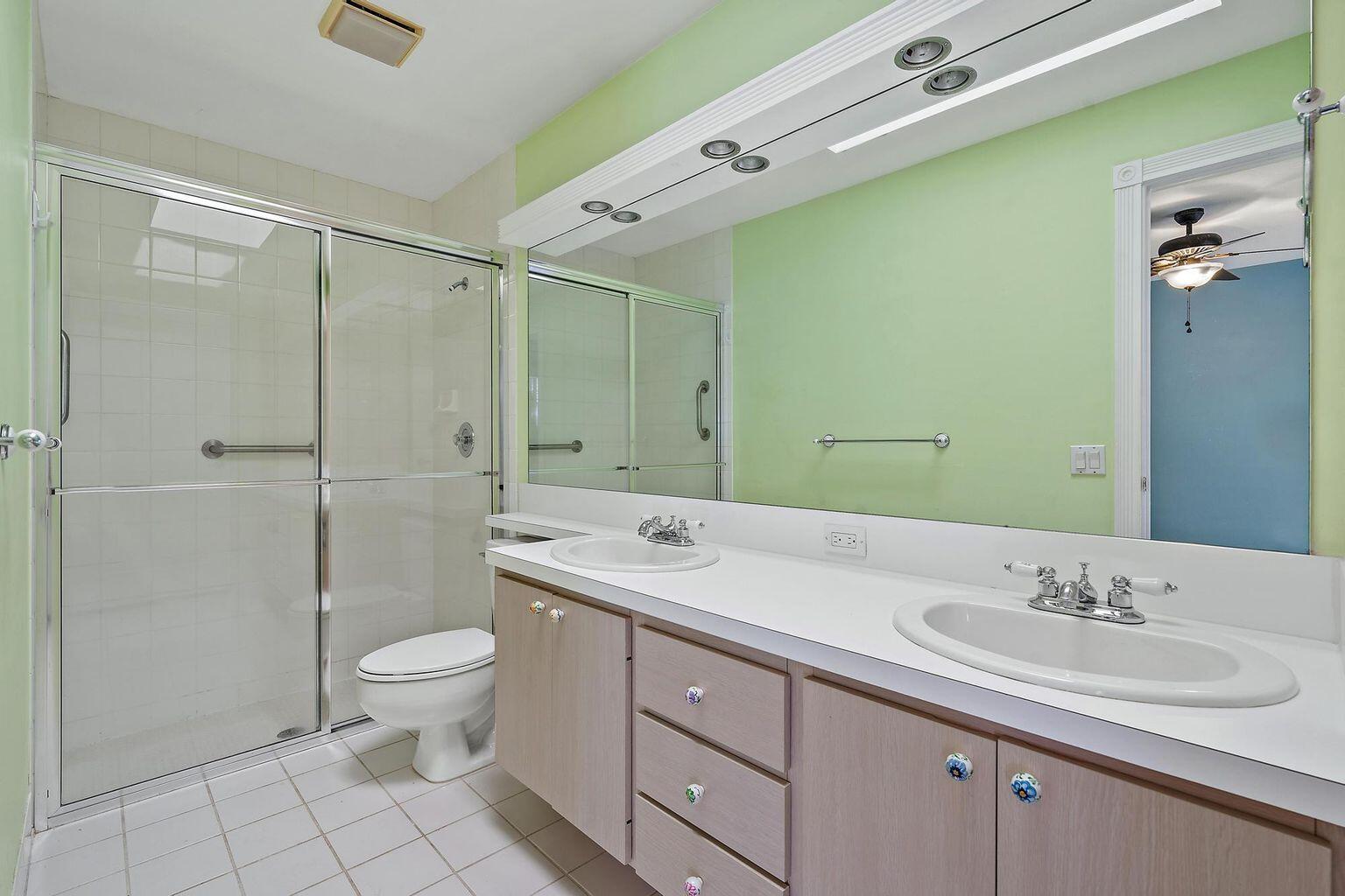 7801 Geminata Oak Court