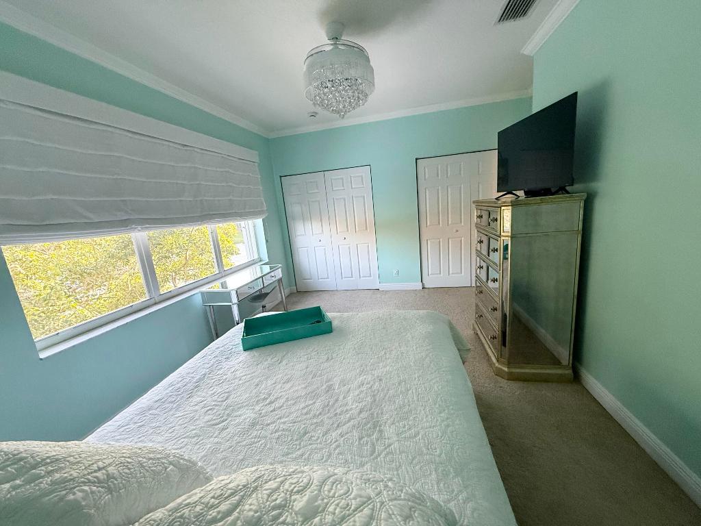 265 Swallowtail Lane