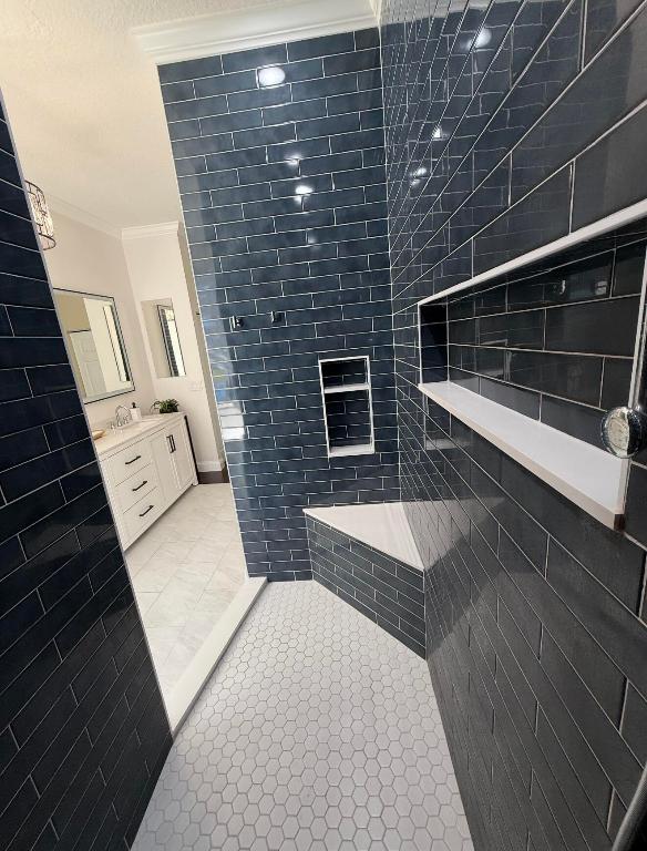 265 Swallowtail Lane