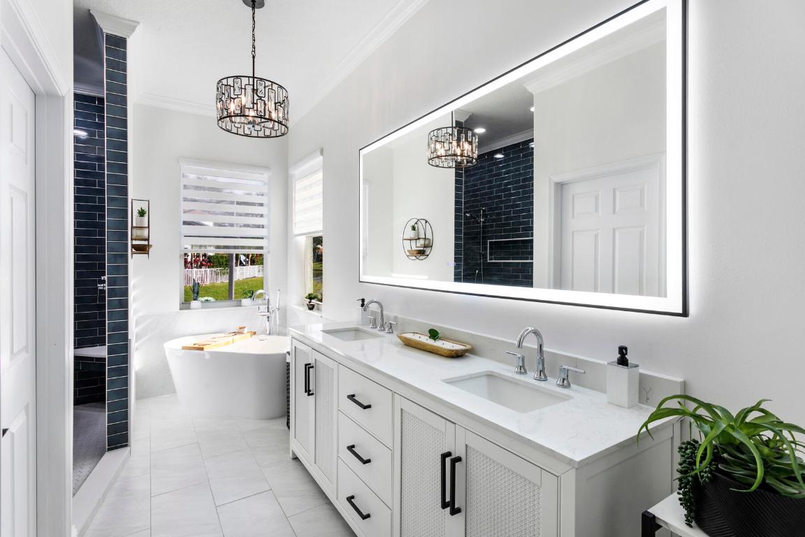 265 Swallowtail Lane