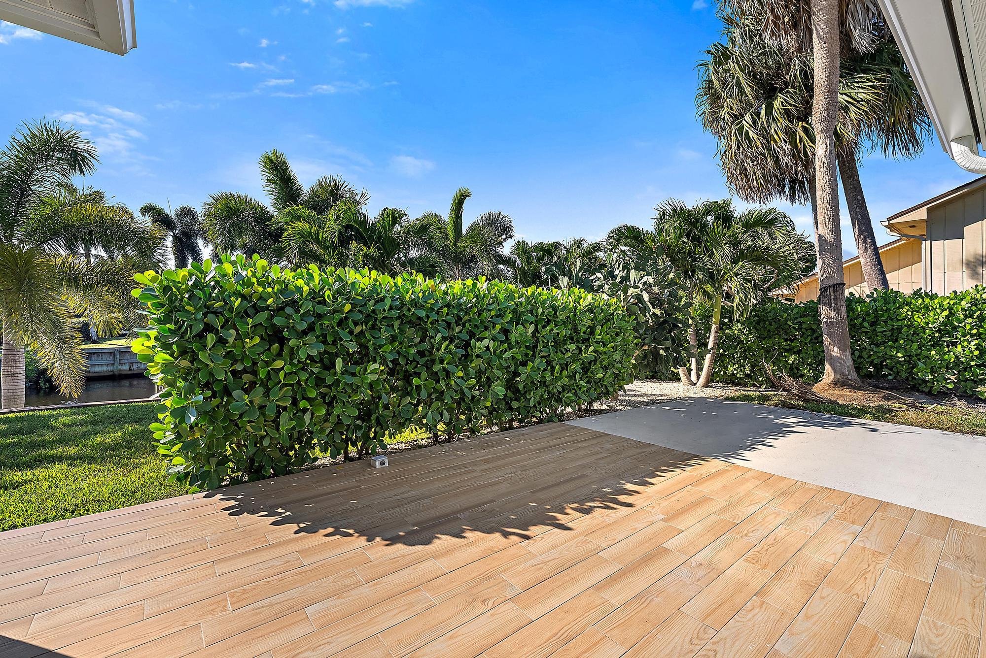 1260 SW 25th Lane