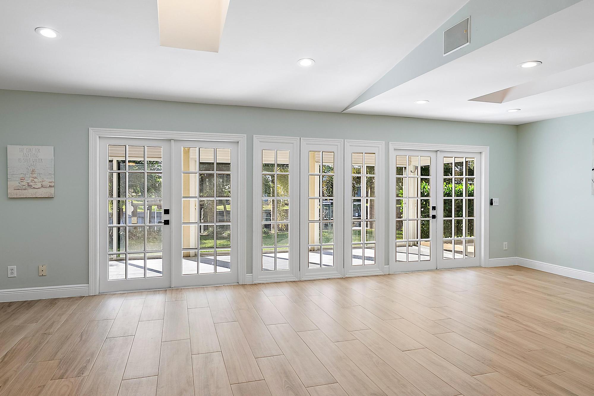 1260 SW 25th Lane