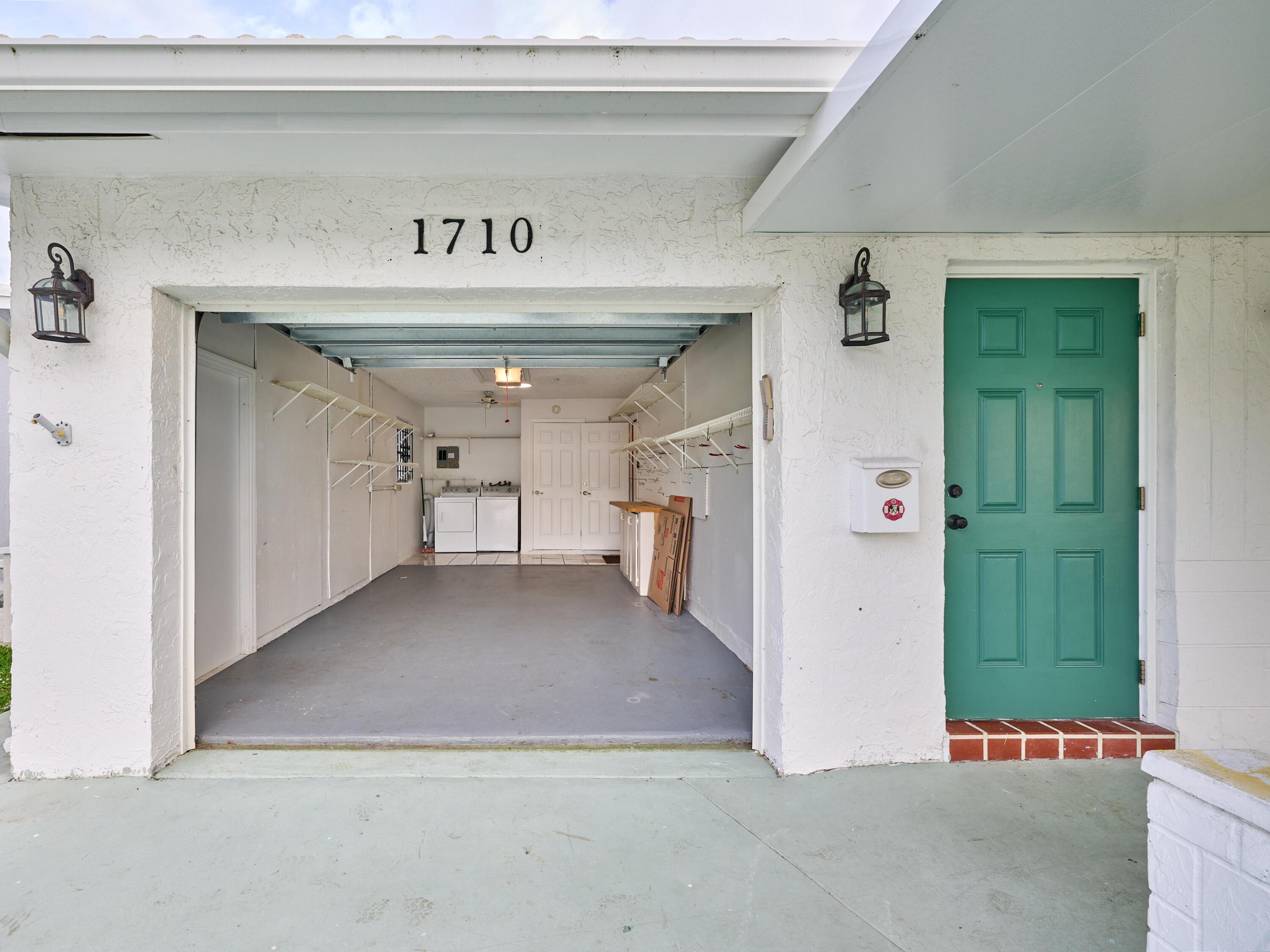 1710 SW 22nd Street