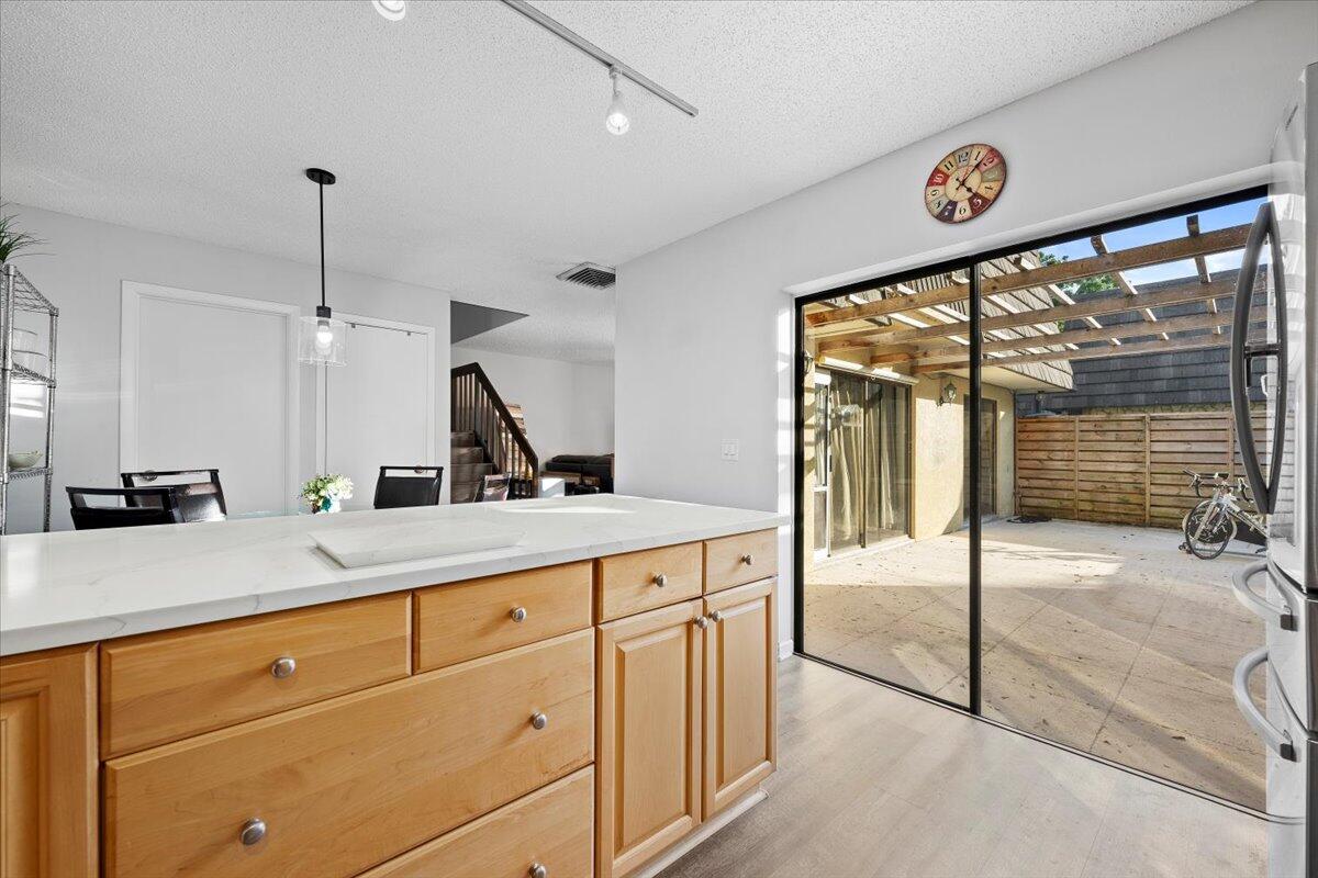 625 6th Terrace