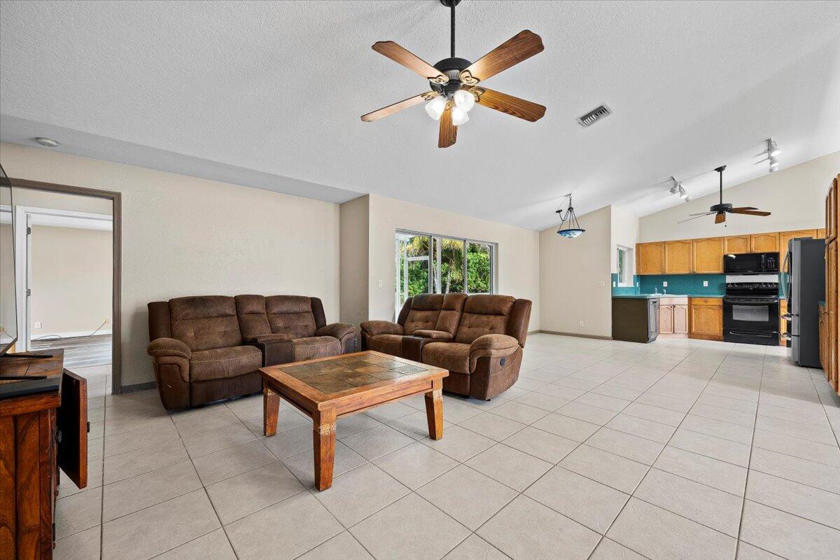 19187 Capet Creek Court