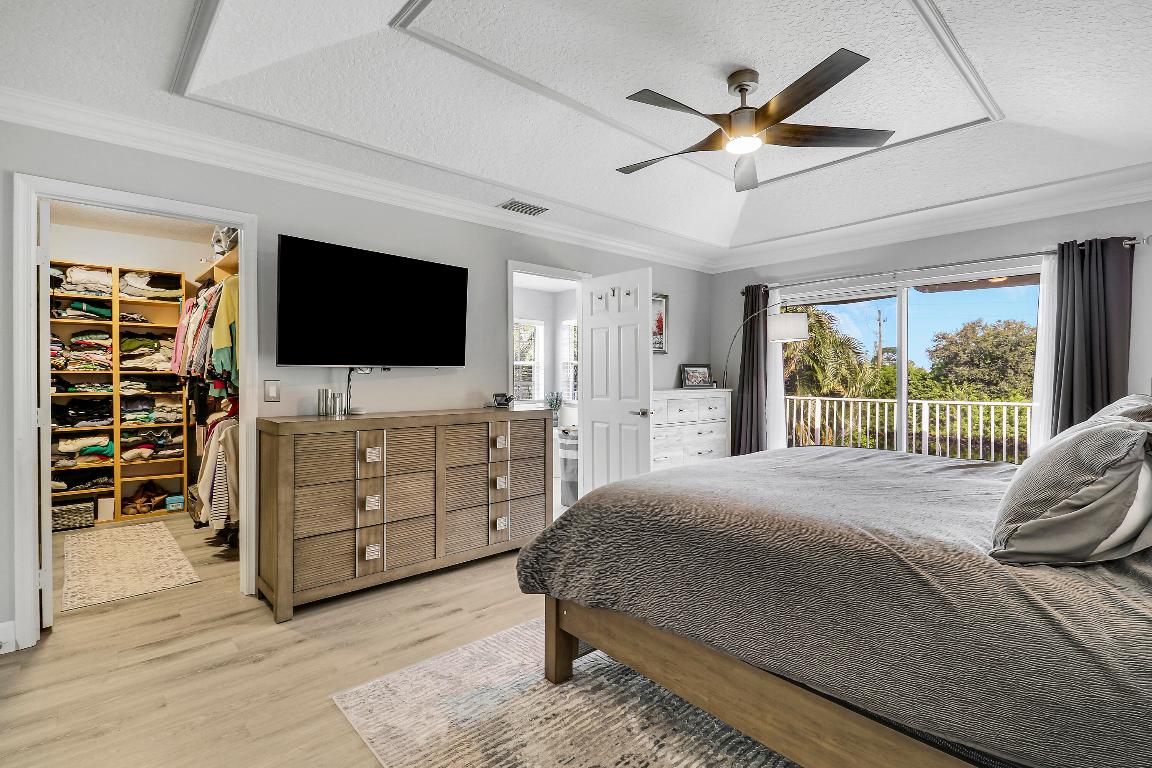 9398 Aqua Vista Boulevard