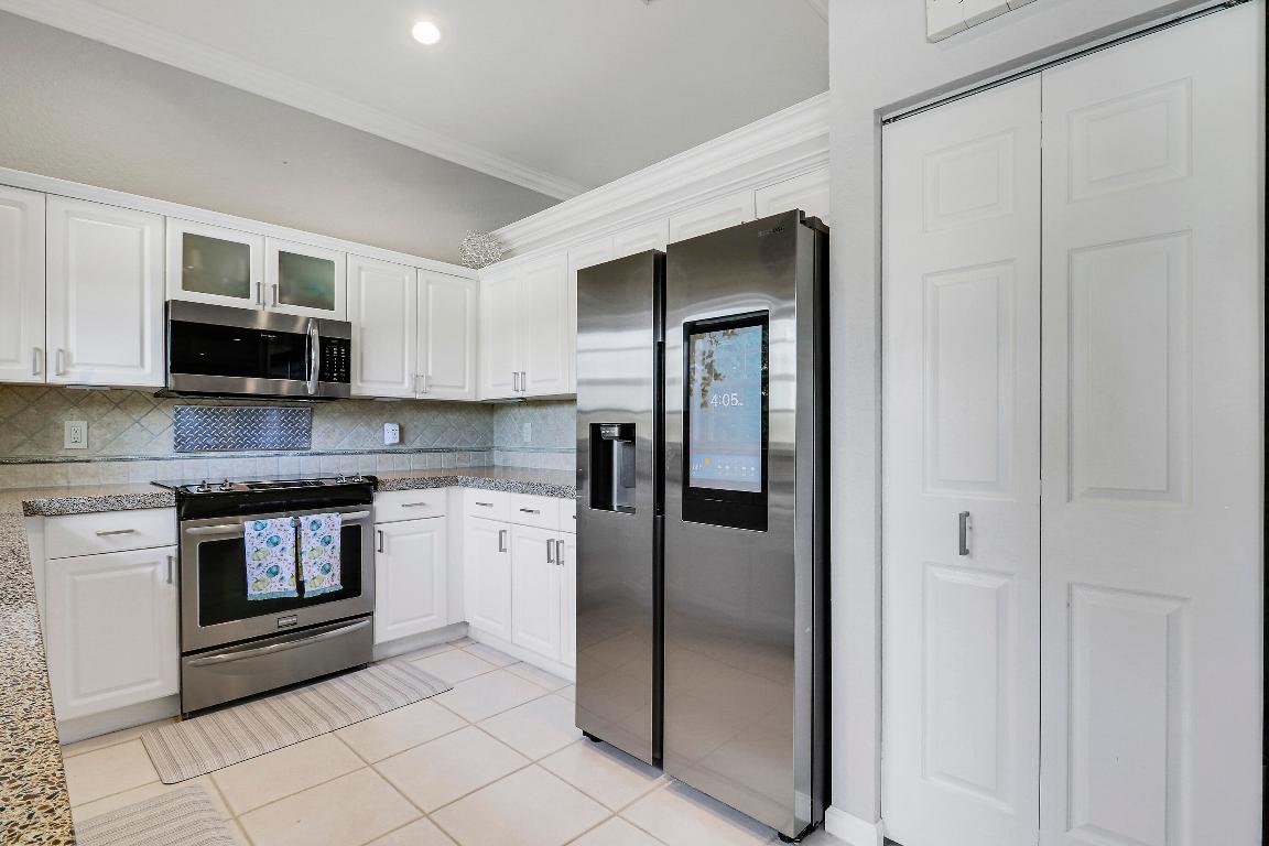 9398 Aqua Vista Boulevard