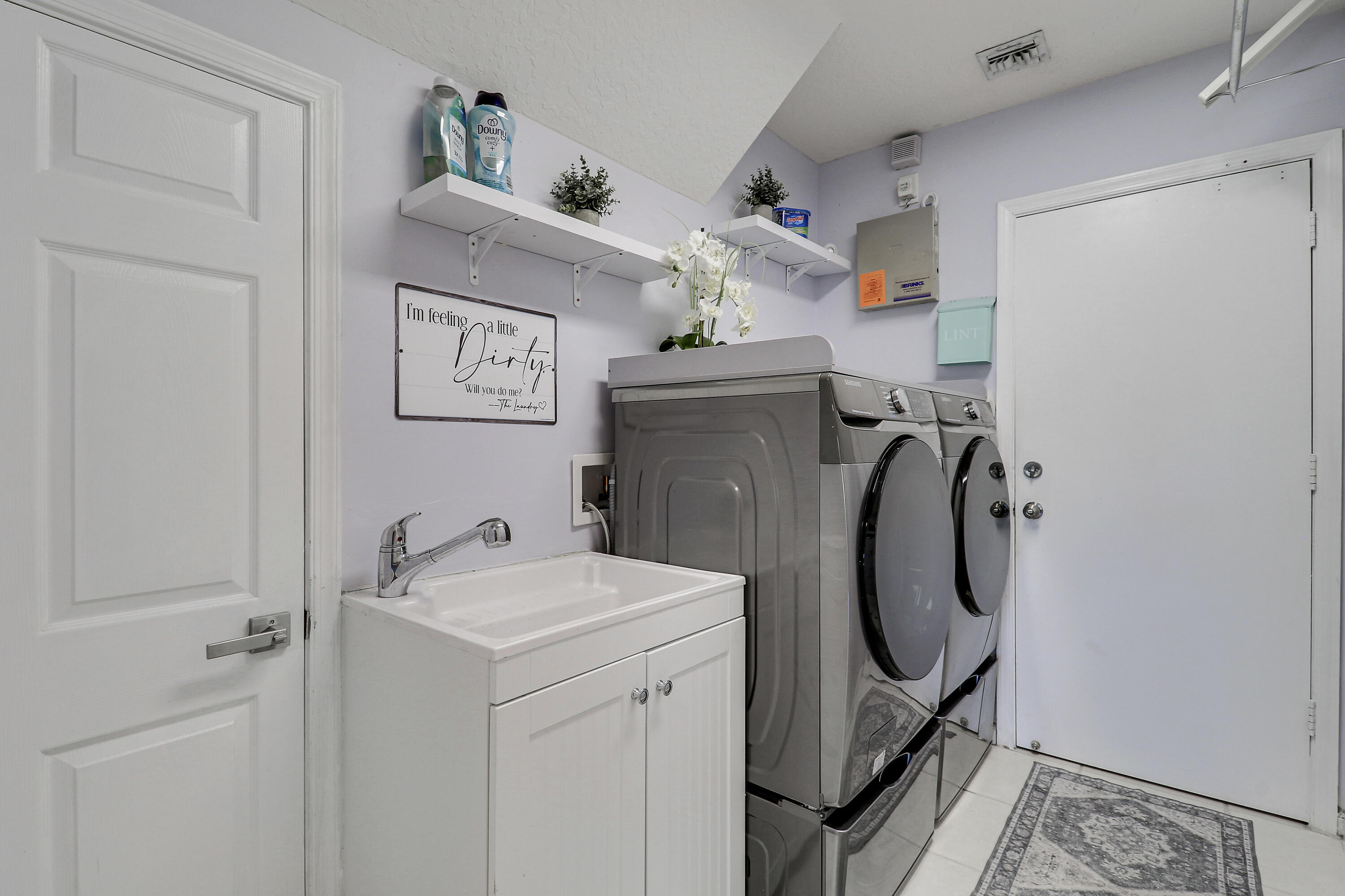 9398 Aqua Vista Boulevard