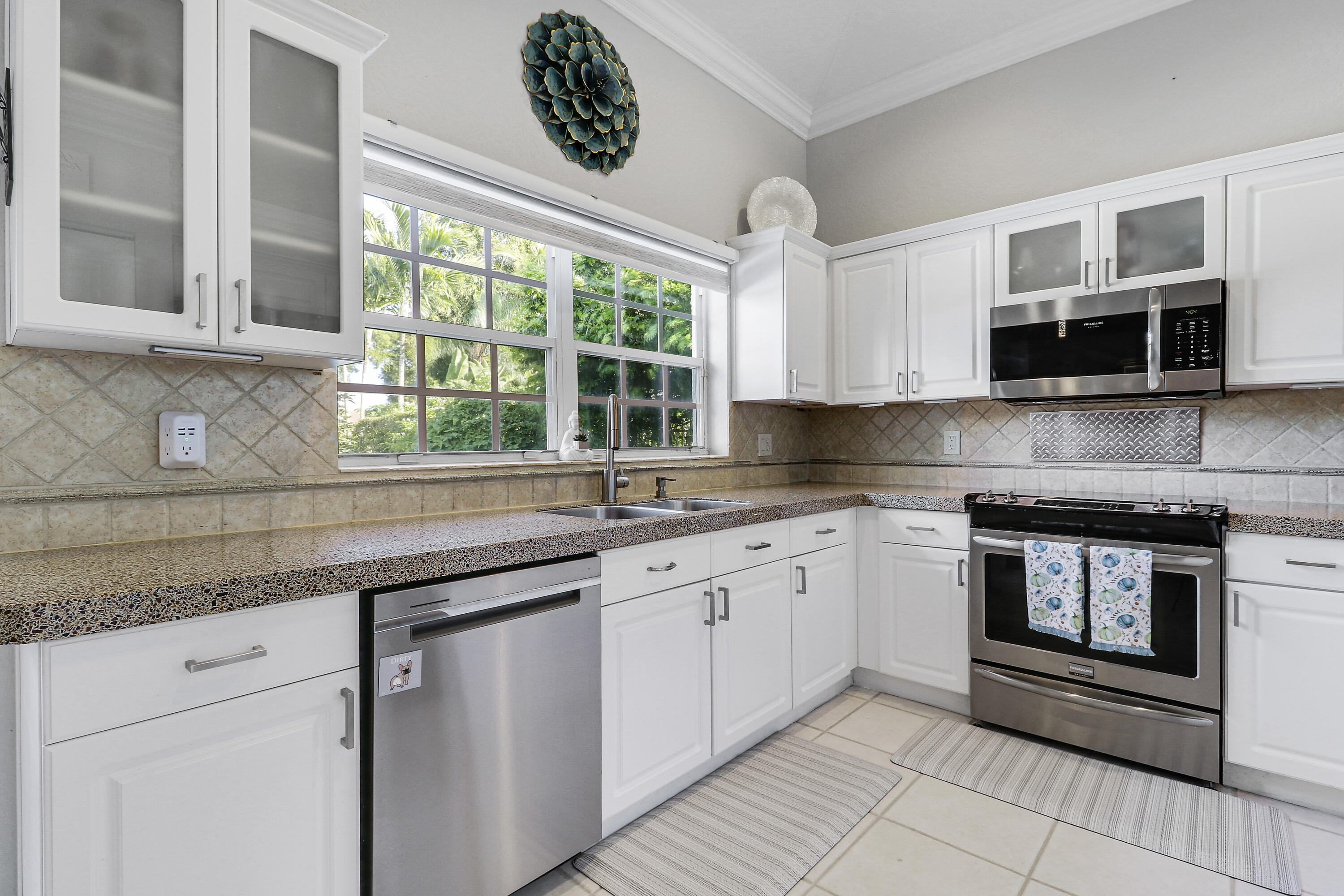 9398 Aqua Vista Boulevard