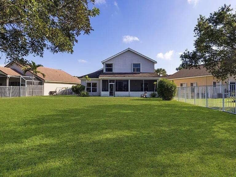 7782 Hoffy Circle