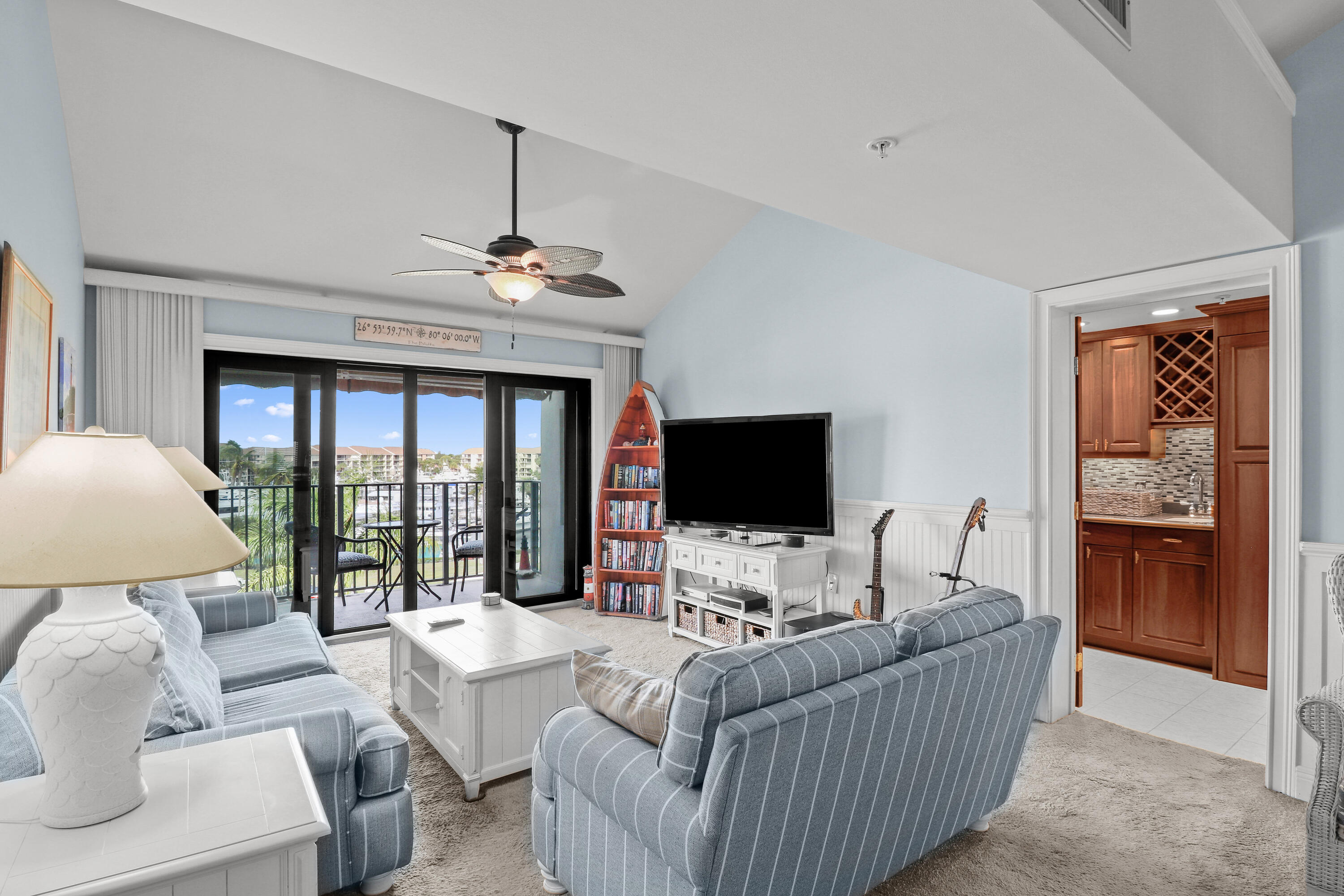 901 Seafarer Circle 503