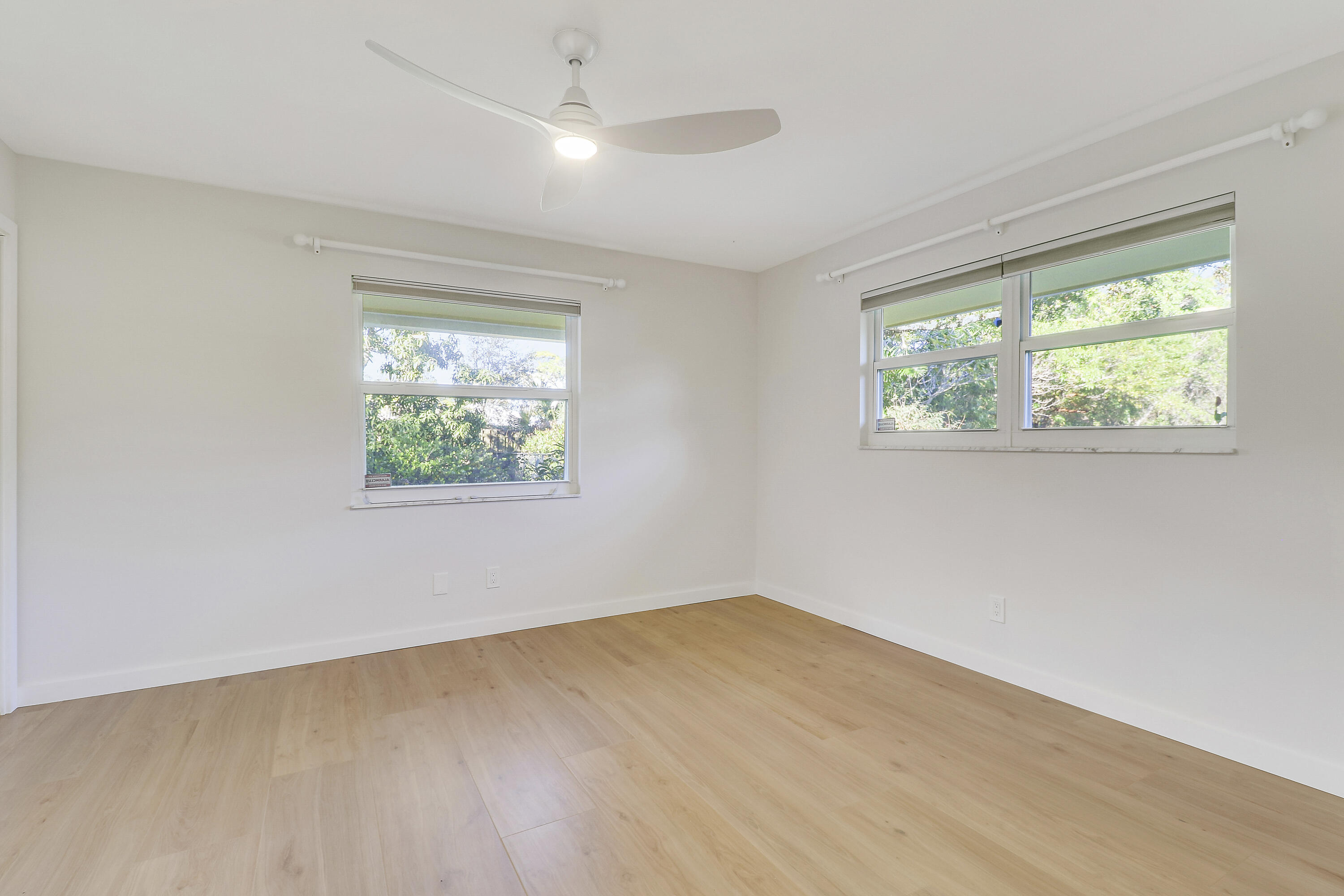 5775 Set N Sun Place N