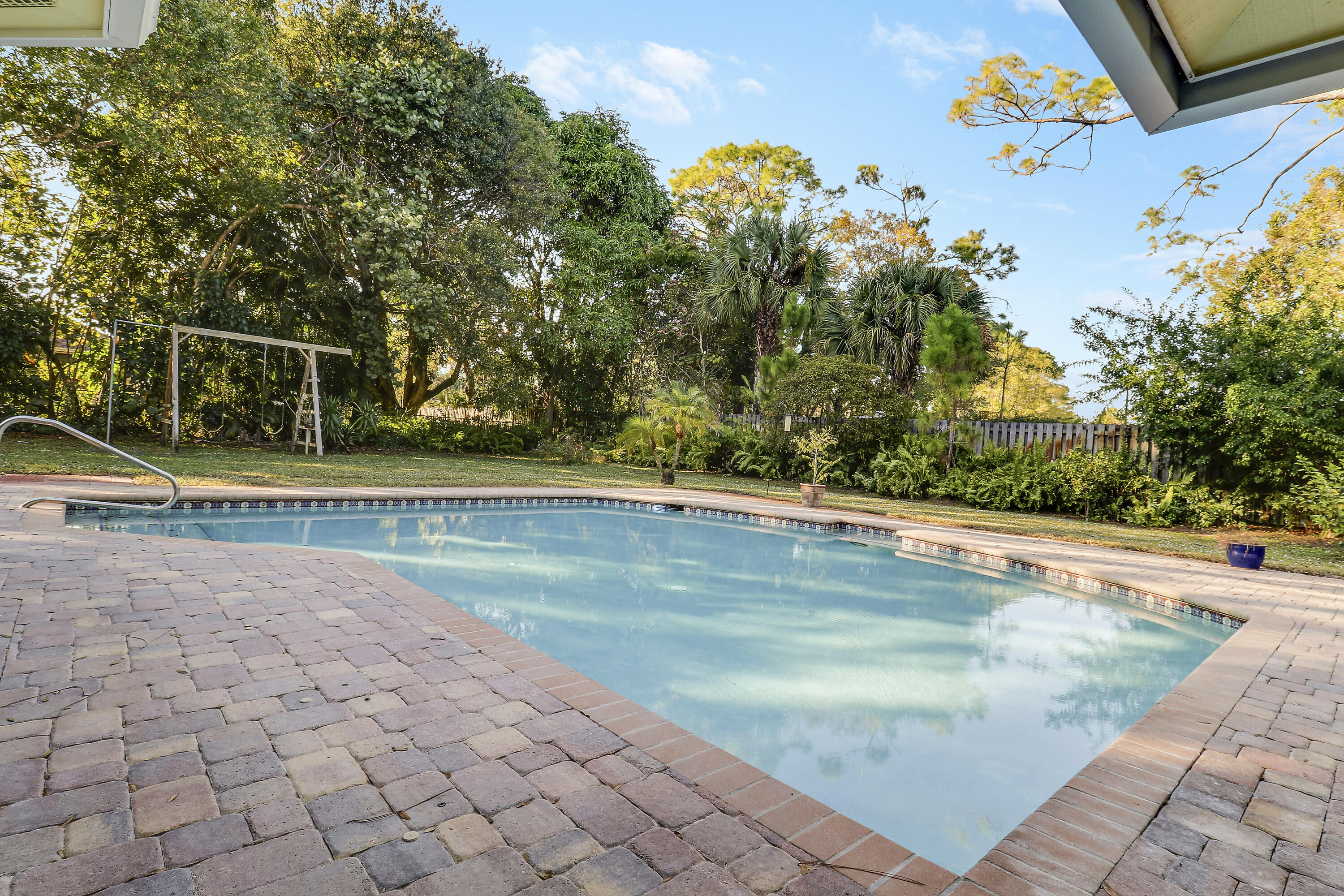 5775 Set N Sun Place N