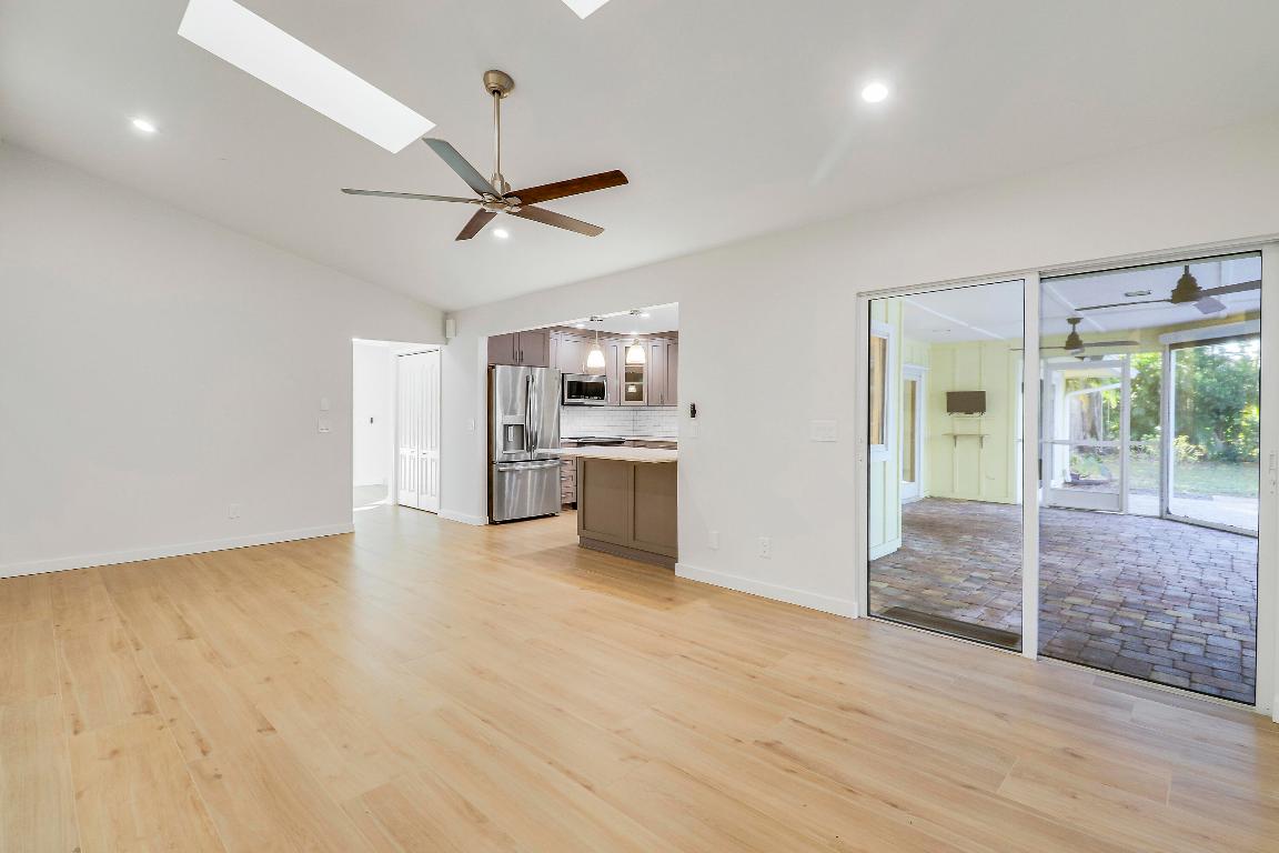 5775 Set N Sun Place N