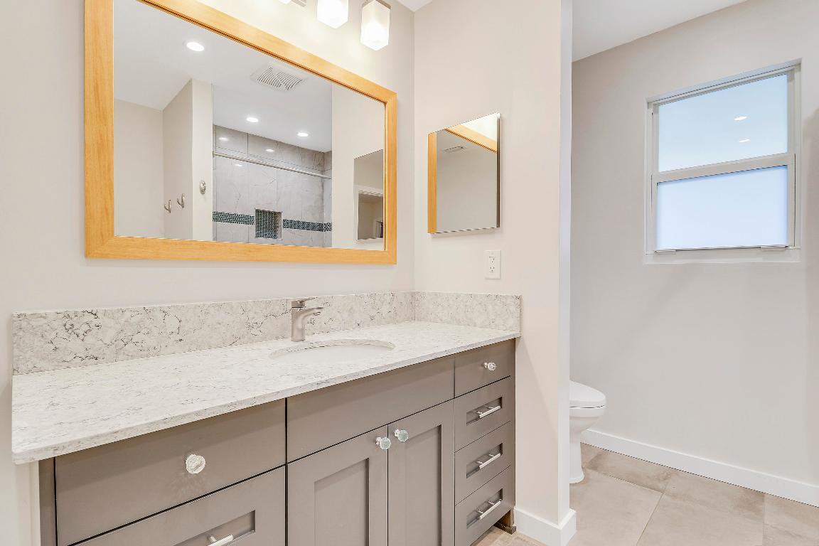 5775 Set N Sun Place N