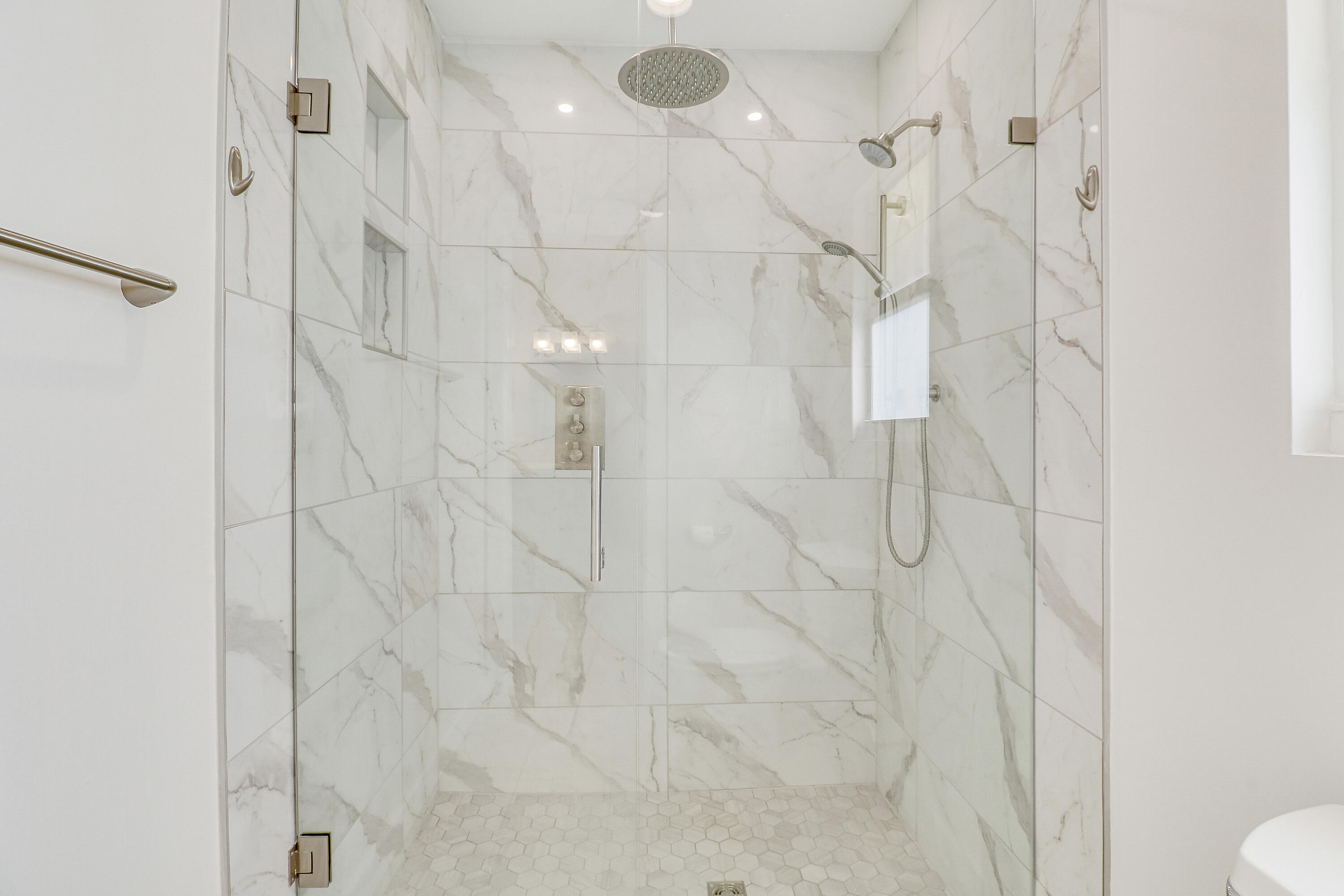 5775 Set N Sun Place N