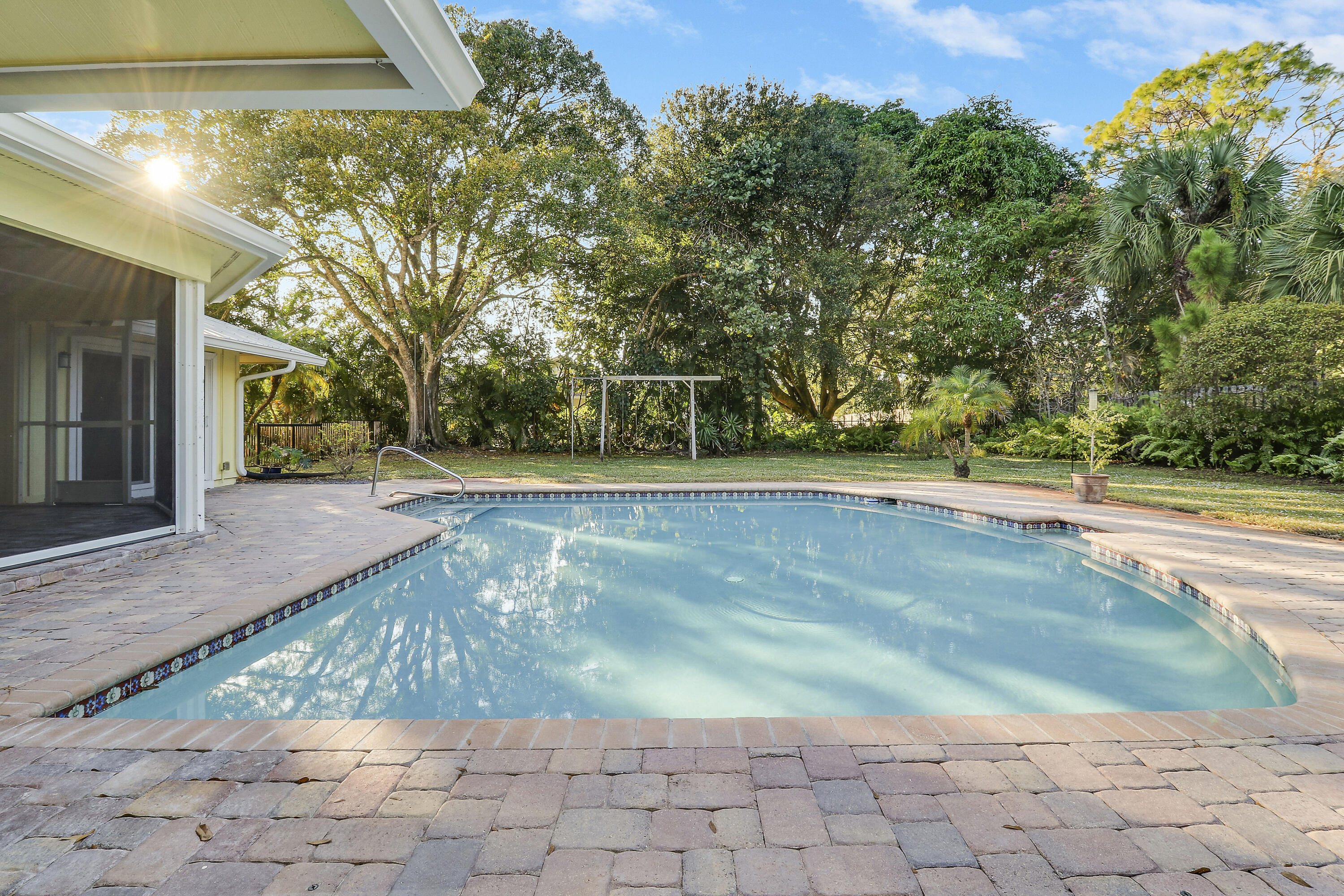 5775 Set N Sun Place N