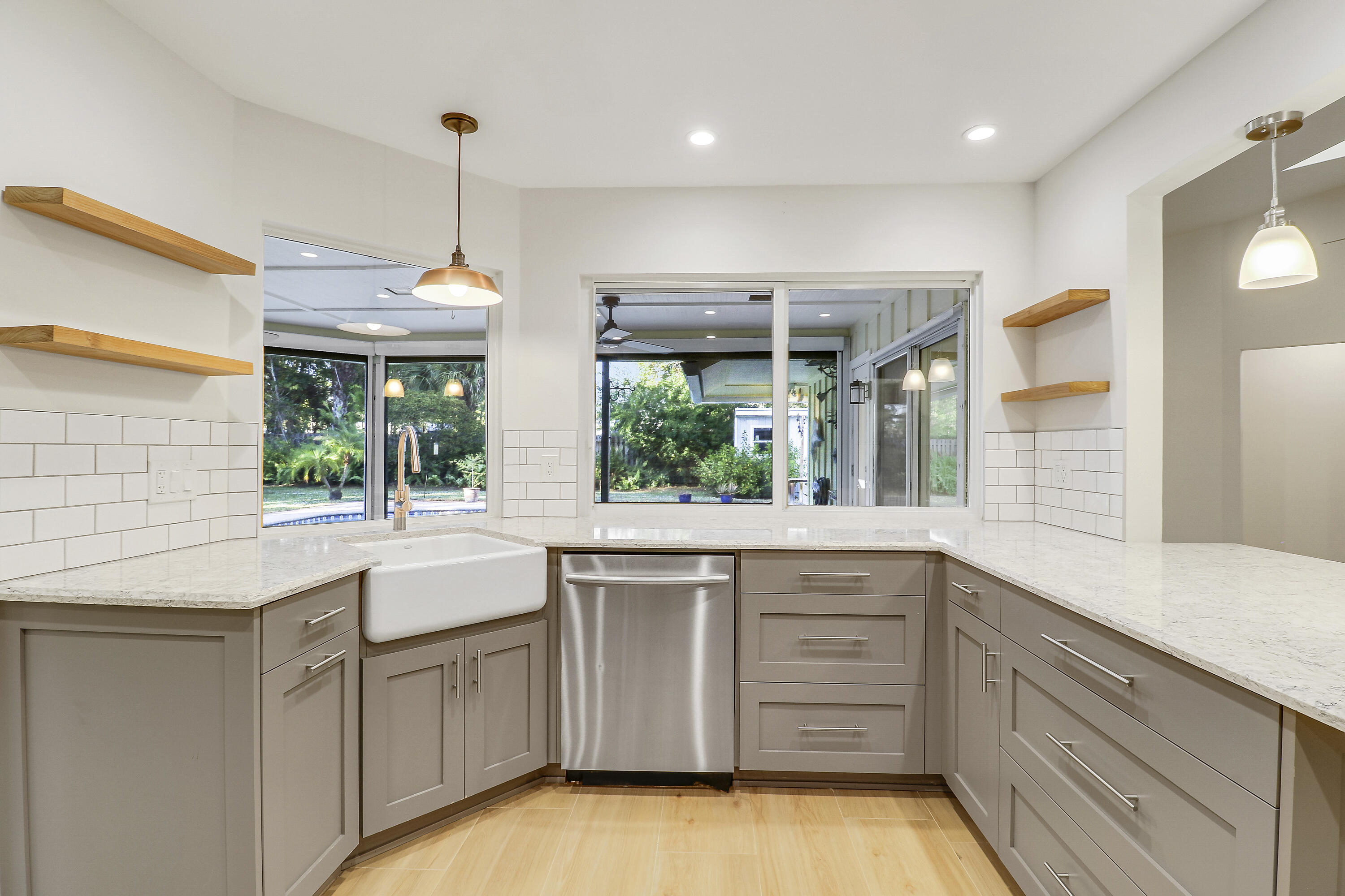 5775 Set N Sun Place N