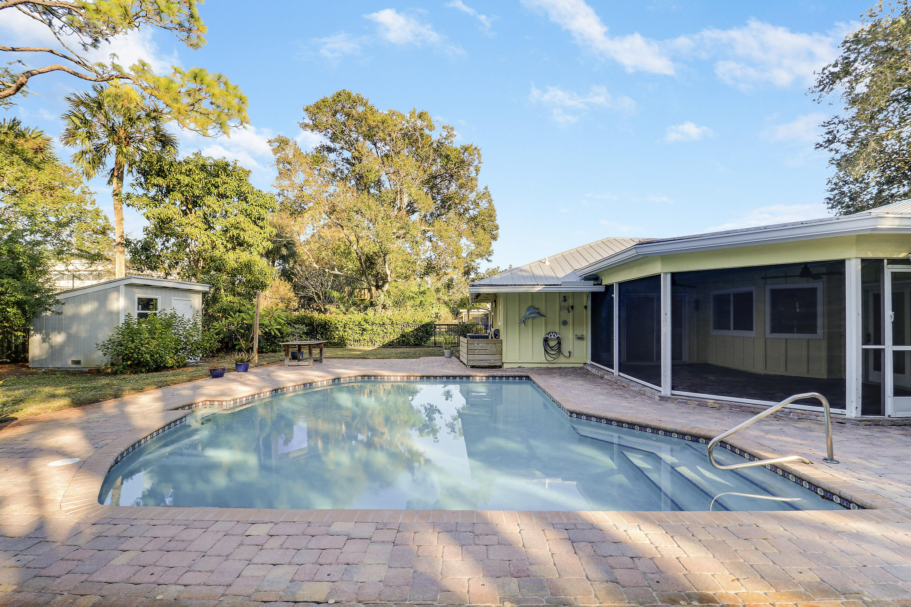 5775 Set N Sun Place N